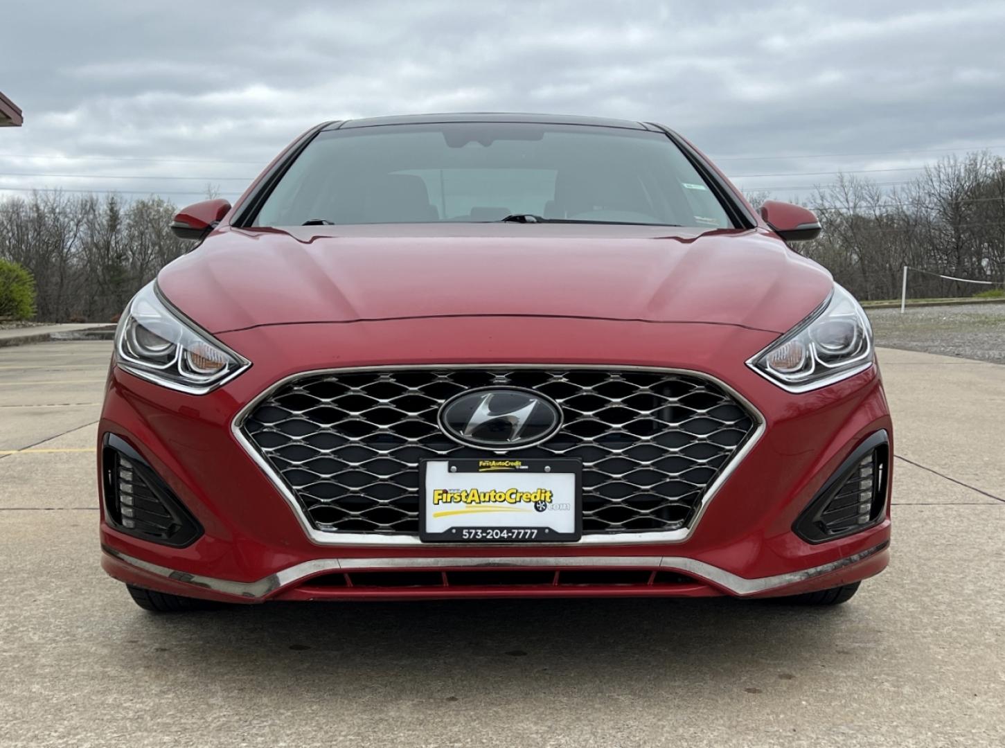 2019 RED /Gray Leather HYUNDAI SONATA LIMITED (5NPE34AF4KH) with an 2.4L 4 Cyl. engine, Automatic transmission, located at 2990 Old Orchard Rd., Jackson, MO, 63755, 37.354214, -89.612106 - 2019 Hyundai Sonata Limited 130xxx miles Front Wheel Drive 2.4L 4 Cyl. Automatic Leather Navigation Power/Heated/Cooled Seats Heated Steering Wheel Backup Camera Sunroof Bluetooth Cruise Power Windows/Locks/Mirrors We have financing available and we accept trades! Fill out a credit app - Photo#13