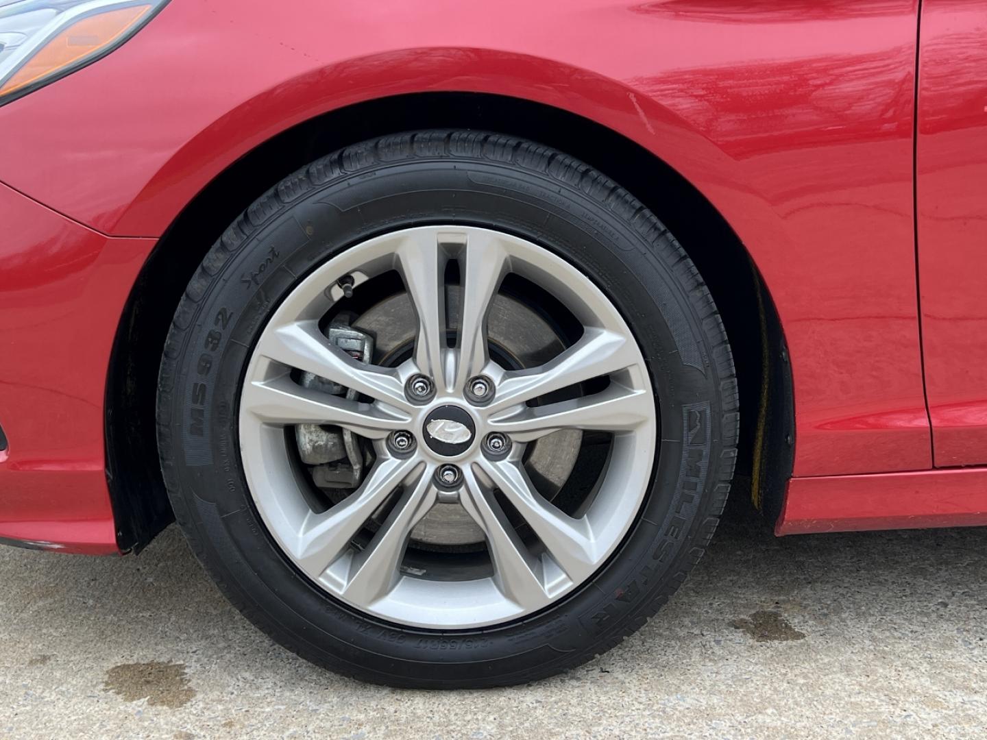2019 RED /Gray Leather HYUNDAI SONATA LIMITED (5NPE34AF4KH) with an 2.4L 4 Cyl. engine, Automatic transmission, located at 2990 Old Orchard Rd., Jackson, MO, 63755, 37.354214, -89.612106 - 2019 Hyundai Sonata Limited 130xxx miles Front Wheel Drive 2.4L 4 Cyl. Automatic Leather Navigation Power/Heated/Cooled Seats Heated Steering Wheel Backup Camera Sunroof Bluetooth Cruise Power Windows/Locks/Mirrors We have financing available and we accept trades! Fill out a credit app - Photo#36