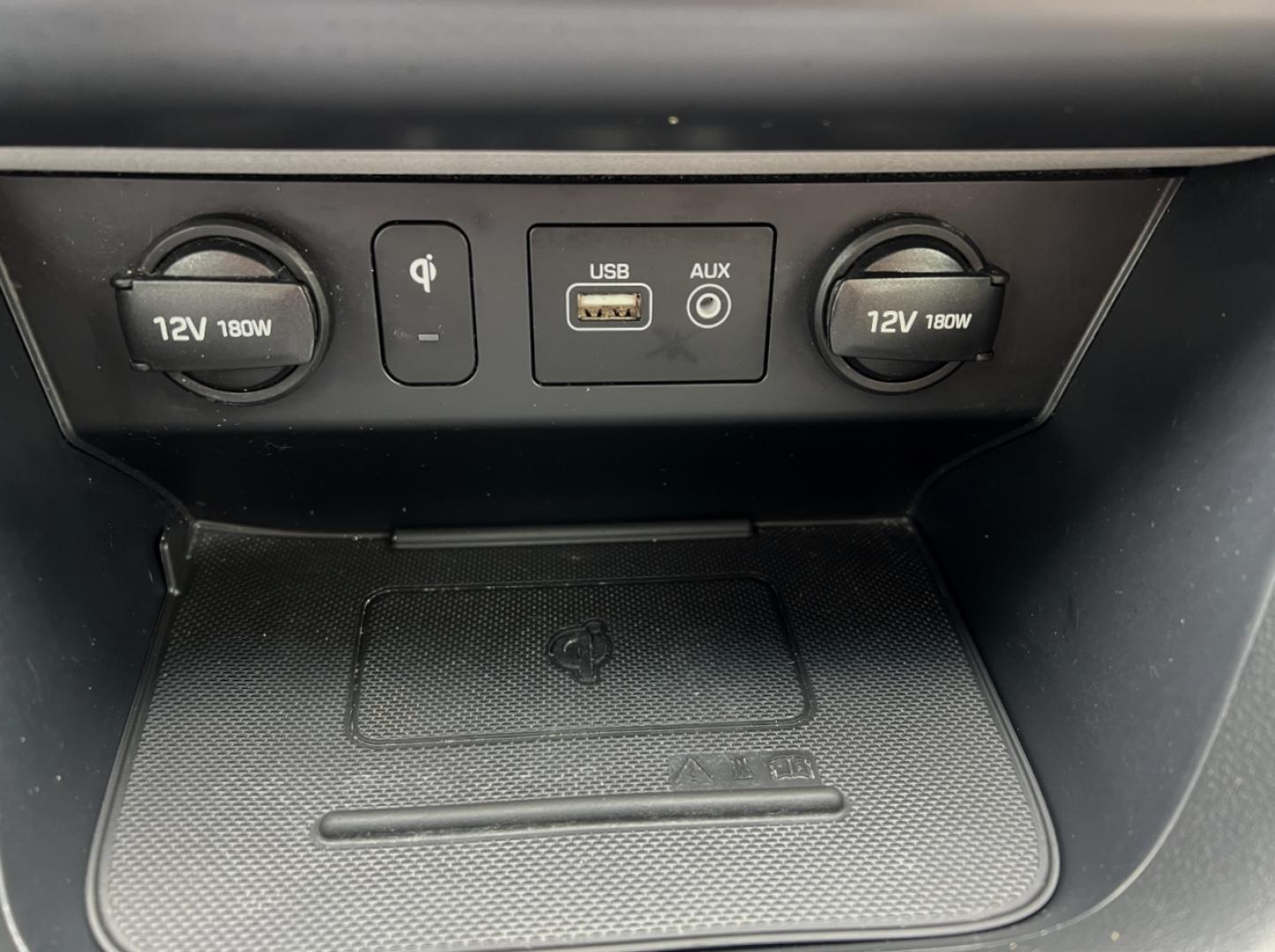 2019 RED /Gray Leather HYUNDAI SONATA LIMITED (5NPE34AF4KH) with an 2.4L 4 Cyl. engine, Automatic transmission, located at 2990 Old Orchard Rd., Jackson, MO, 63755, 37.354214, -89.612106 - 2019 Hyundai Sonata Limited 130xxx miles Front Wheel Drive 2.4L 4 Cyl. Automatic Leather Navigation Power/Heated/Cooled Seats Heated Steering Wheel Backup Camera Sunroof Bluetooth Cruise Power Windows/Locks/Mirrors We have financing available and we accept trades! Fill out a credit app - Photo#28