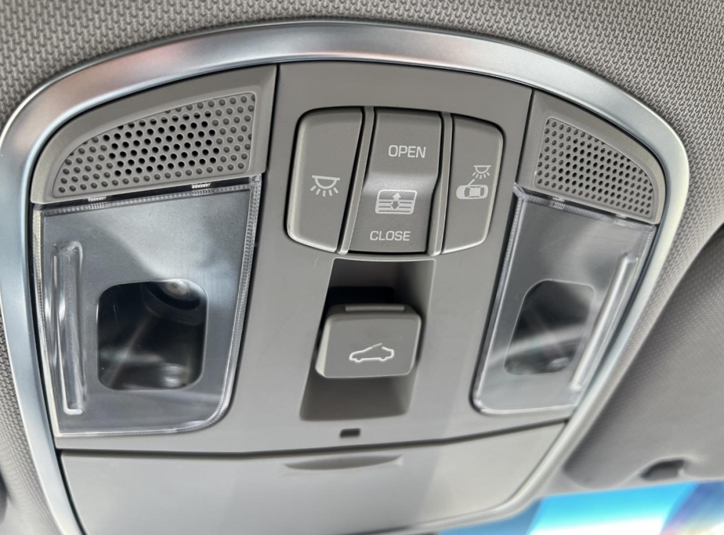 2019 RED /Gray Leather HYUNDAI SONATA LIMITED (5NPE34AF4KH) with an 2.4L 4 Cyl. engine, Automatic transmission, located at 2990 Old Orchard Rd., Jackson, MO, 63755, 37.354214, -89.612106 - 2019 Hyundai Sonata Limited 130xxx miles Front Wheel Drive 2.4L 4 Cyl. Automatic Leather Navigation Power/Heated/Cooled Seats Heated Steering Wheel Backup Camera Sunroof Bluetooth Cruise Power Windows/Locks/Mirrors We have financing available and we accept trades! Fill out a credit app - Photo#32