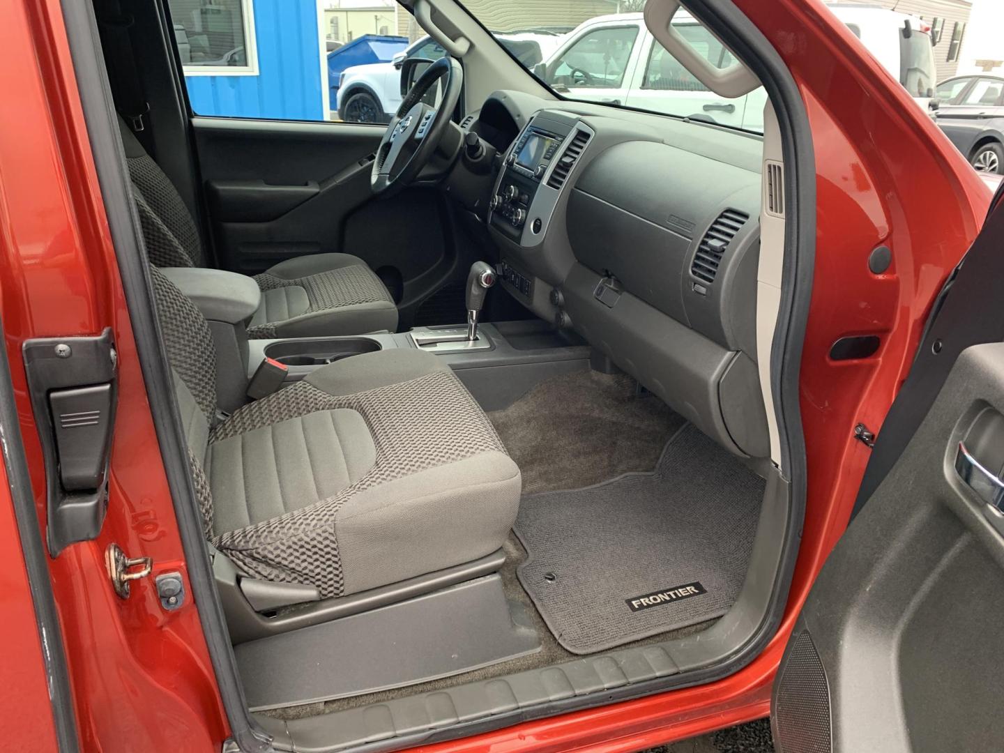 2016 MAROON /Black Cloth Nissan Frontier SV 4WD (1N6AD0CW1GN) with an 4.0L V6 engine, Automatic transmission, located at 506 S. Kingshighway, Cape Girardeau, MO, 63703, (573) 235-5000, 37.294991, -89.553635 - 2016 Nissan Frontier SV Only 93xxx miles 4x4 4.0L V6 Automatic Backup Camera Heated Seats Cruise Power Windows/Locks/Mirrors We have financing available and we accept trades! Fill out a credit application on our website or come by today! If you have any questions, give us a call at (573) - Photo#11