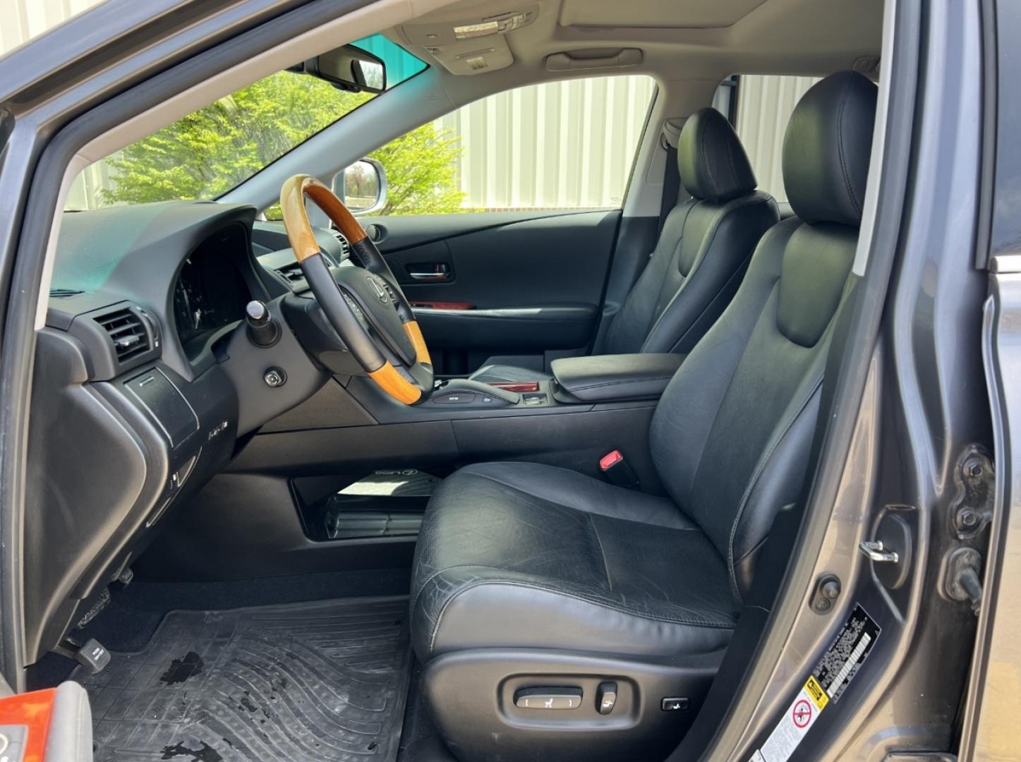 2012 GREY /Black Leather LEXUS RX 350 (2T2BK1BAXCC) with an 3.5L V6 engine, Automatic transmission, located at 506 S. Kingshighway, Cape Girardeau, MO, 63703, (573) 235-5000, 37.294991, -89.553635 - 2012 Lexus RX 350 124xxx miles All Wheel Drive 3.5L V6 Automatic Leather Navigation Power Seats Backup Camera Sunroof Cruise Power Windows/Locks/Mirrors We have financing available and we accept trades! Fill out a credit application on our website or come by today! If you have any quest - Photo#14