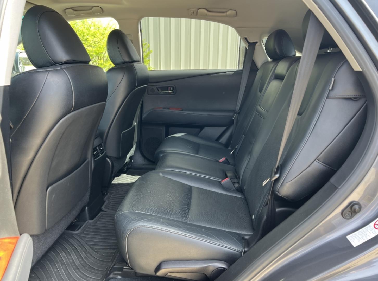 2012 GREY /Black Leather LEXUS RX 350 (2T2BK1BAXCC) with an 3.5L V6 engine, Automatic transmission, located at 506 S. Kingshighway, Cape Girardeau, MO, 63703, (573) 235-5000, 37.294991, -89.553635 - 2012 Lexus RX 350 124xxx miles All Wheel Drive 3.5L V6 Automatic Leather Navigation Power Seats Backup Camera Sunroof Cruise Power Windows/Locks/Mirrors We have financing available and we accept trades! Fill out a credit application on our website or come by today! If you have any quest - Photo#18