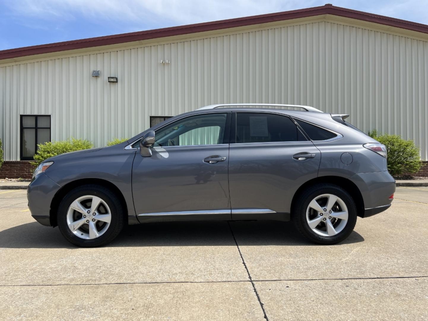 2012 GREY /Black Leather LEXUS RX 350 (2T2BK1BAXCC) with an 3.5L V6 engine, Automatic transmission, located at 506 S. Kingshighway, Cape Girardeau, MO, 63703, (573) 235-5000, 37.294991, -89.553635 - 2012 Lexus RX 350 124xxx miles All Wheel Drive 3.5L V6 Automatic Leather Navigation Power Seats Backup Camera Sunroof Cruise Power Windows/Locks/Mirrors We have financing available and we accept trades! Fill out a credit application on our website or come by today! If you have any quest - Photo#7