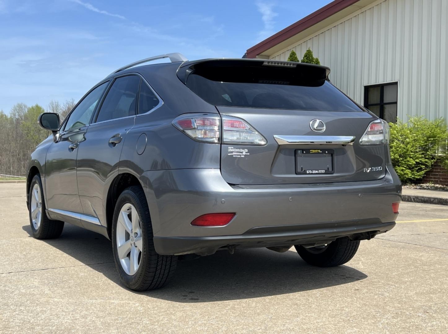 2012 GREY /Black Leather LEXUS RX 350 (2T2BK1BAXCC) with an 3.5L V6 engine, Automatic transmission, located at 506 S. Kingshighway, Cape Girardeau, MO, 63703, (573) 235-5000, 37.294991, -89.553635 - 2012 Lexus RX 350 124xxx miles All Wheel Drive 3.5L V6 Automatic Leather Navigation Power Seats Backup Camera Sunroof Cruise Power Windows/Locks/Mirrors We have financing available and we accept trades! Fill out a credit application on our website or come by today! If you have any quest - Photo#10