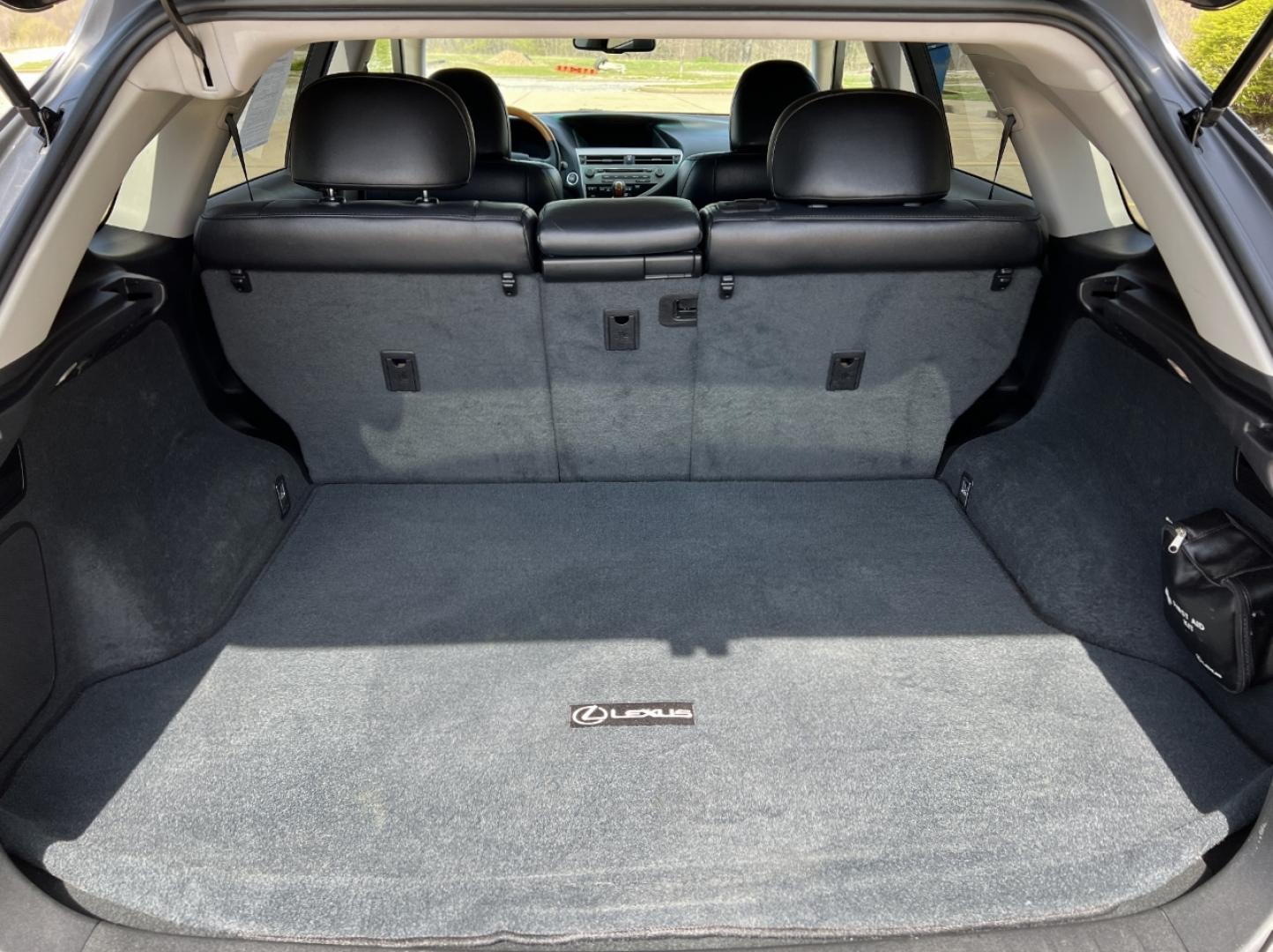 2012 GREY /Black Leather LEXUS RX 350 (2T2BK1BAXCC) with an 3.5L V6 engine, Automatic transmission, located at 506 S. Kingshighway, Cape Girardeau, MO, 63703, (573) 235-5000, 37.294991, -89.553635 - 2012 Lexus RX 350 124xxx miles All Wheel Drive 3.5L V6 Automatic Leather Navigation Power Seats Backup Camera Sunroof Cruise Power Windows/Locks/Mirrors We have financing available and we accept trades! Fill out a credit application on our website or come by today! If you have any quest - Photo#20