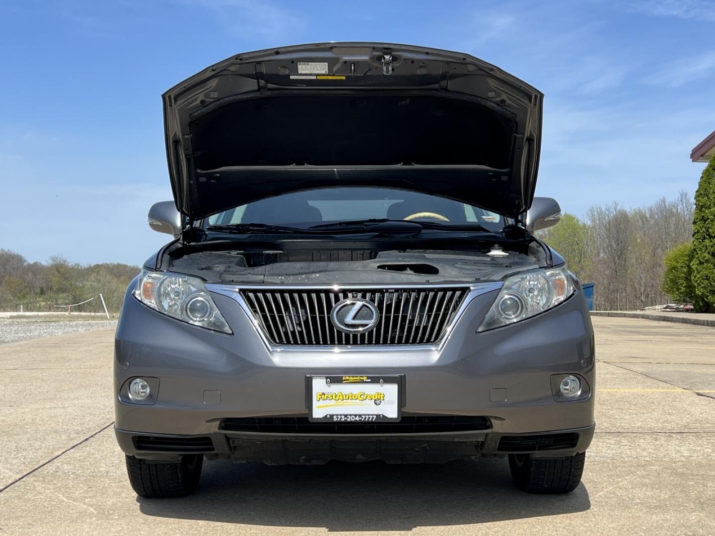 2012 GREY /Black Leather LEXUS RX 350 (2T2BK1BAXCC) with an 3.5L V6 engine, Automatic transmission, located at 506 S. Kingshighway, Cape Girardeau, MO, 63703, (573) 235-5000, 37.294991, -89.553635 - 2012 Lexus RX 350 124xxx miles All Wheel Drive 3.5L V6 Automatic Leather Navigation Power Seats Backup Camera Sunroof Cruise Power Windows/Locks/Mirrors We have financing available and we accept trades! Fill out a credit application on our website or come by today! If you have any quest - Photo#34