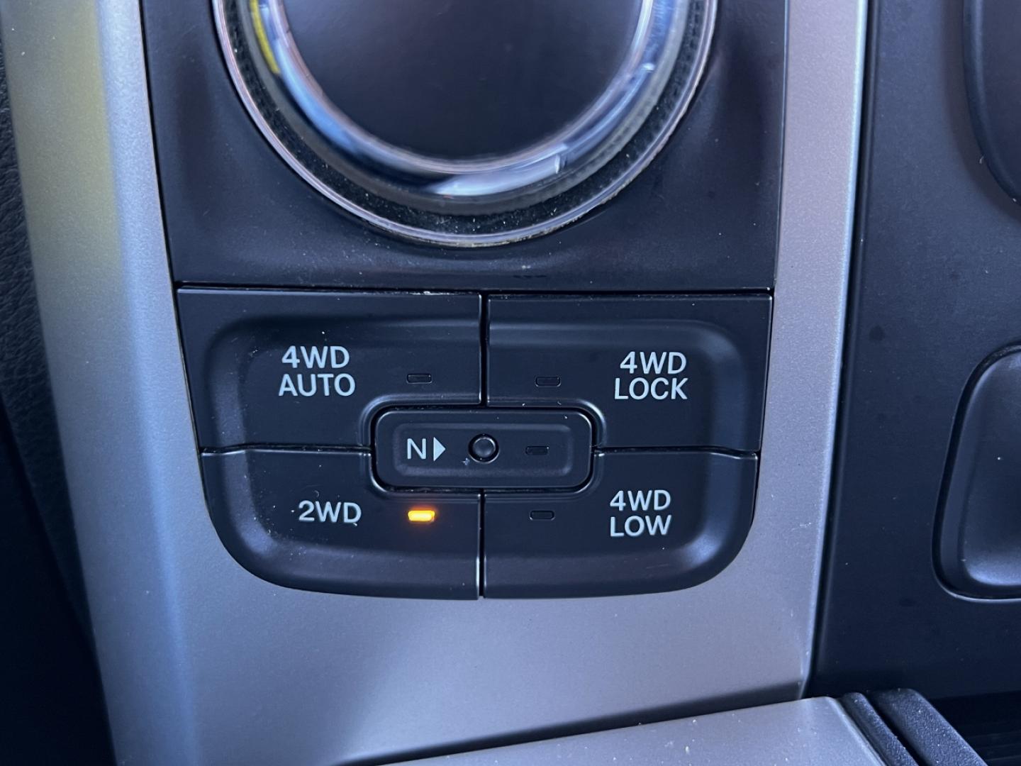 2016 SILVER /Gray Cloth RAM 1500 SLT (1C6RR7TT7GS) with an 5.7L engine, Automatic transmission, located at 2990 Old Orchard Rd., Jackson, MO, 63755, 37.354214, -89.612106 - Photo#23