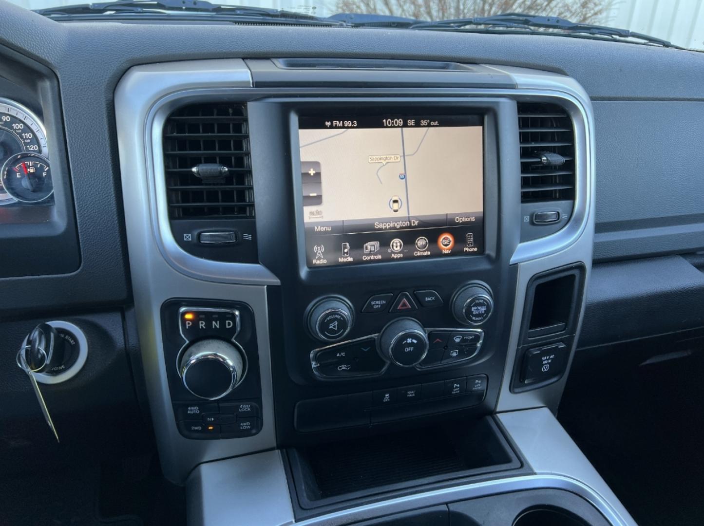 2016 SILVER /Gray Cloth RAM 1500 SLT (1C6RR7TT7GS) with an 5.7L engine, Automatic transmission, located at 2990 Old Orchard Rd., Jackson, MO, 63755, 37.354214, -89.612106 - Photo#24