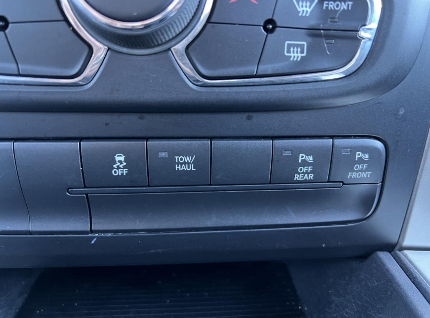 2016 SILVER /Gray Cloth RAM 1500 SLT (1C6RR7TT7GS) with an 5.7L engine, Automatic transmission, located at 2990 Old Orchard Rd., Jackson, MO, 63755, 37.354214, -89.612106 - Photo#26