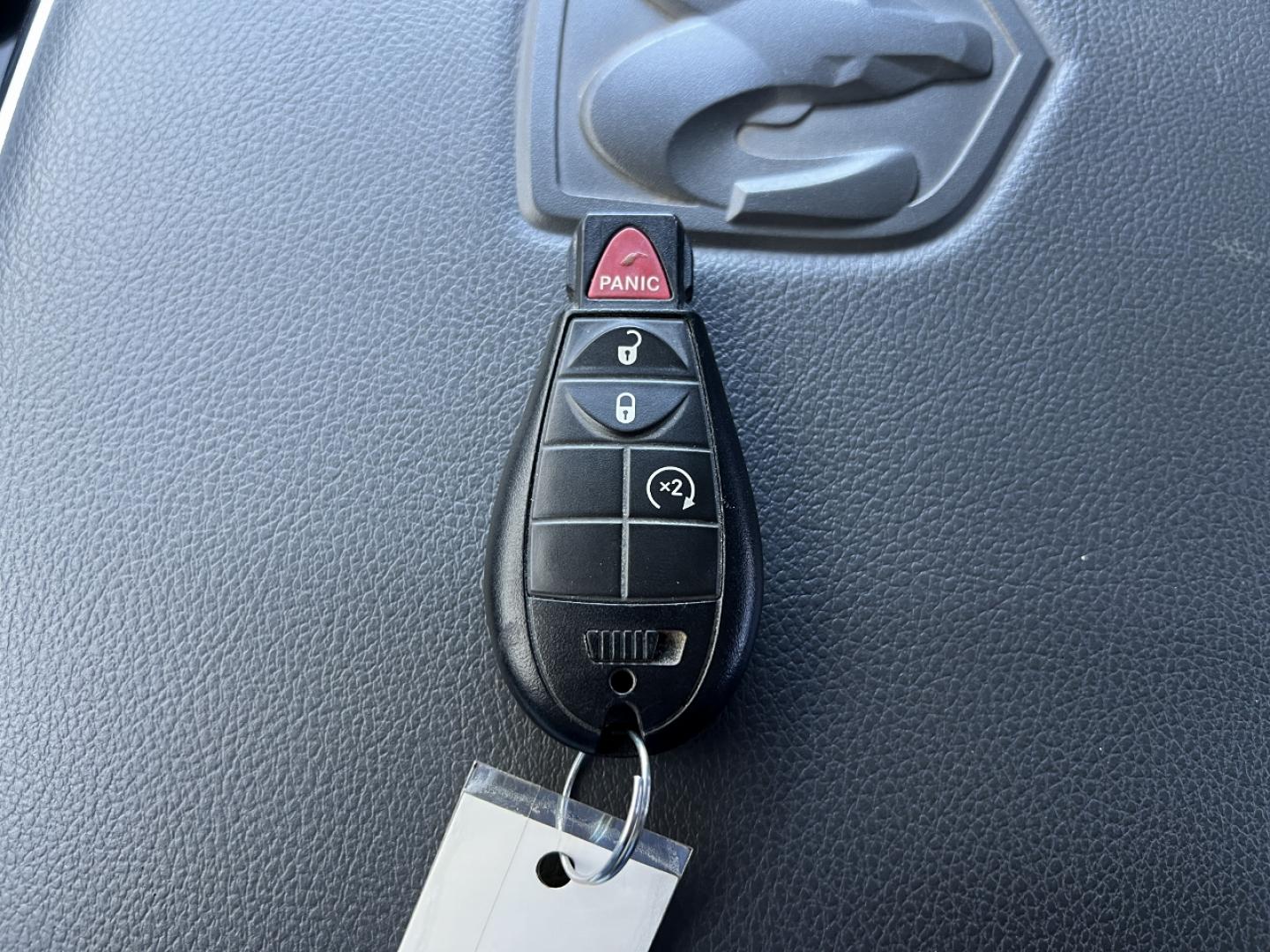 2016 SILVER /Gray Cloth RAM 1500 SLT (1C6RR7TT7GS) with an 5.7L engine, Automatic transmission, located at 2990 Old Orchard Rd., Jackson, MO, 63755, 37.354214, -89.612106 - Photo#5