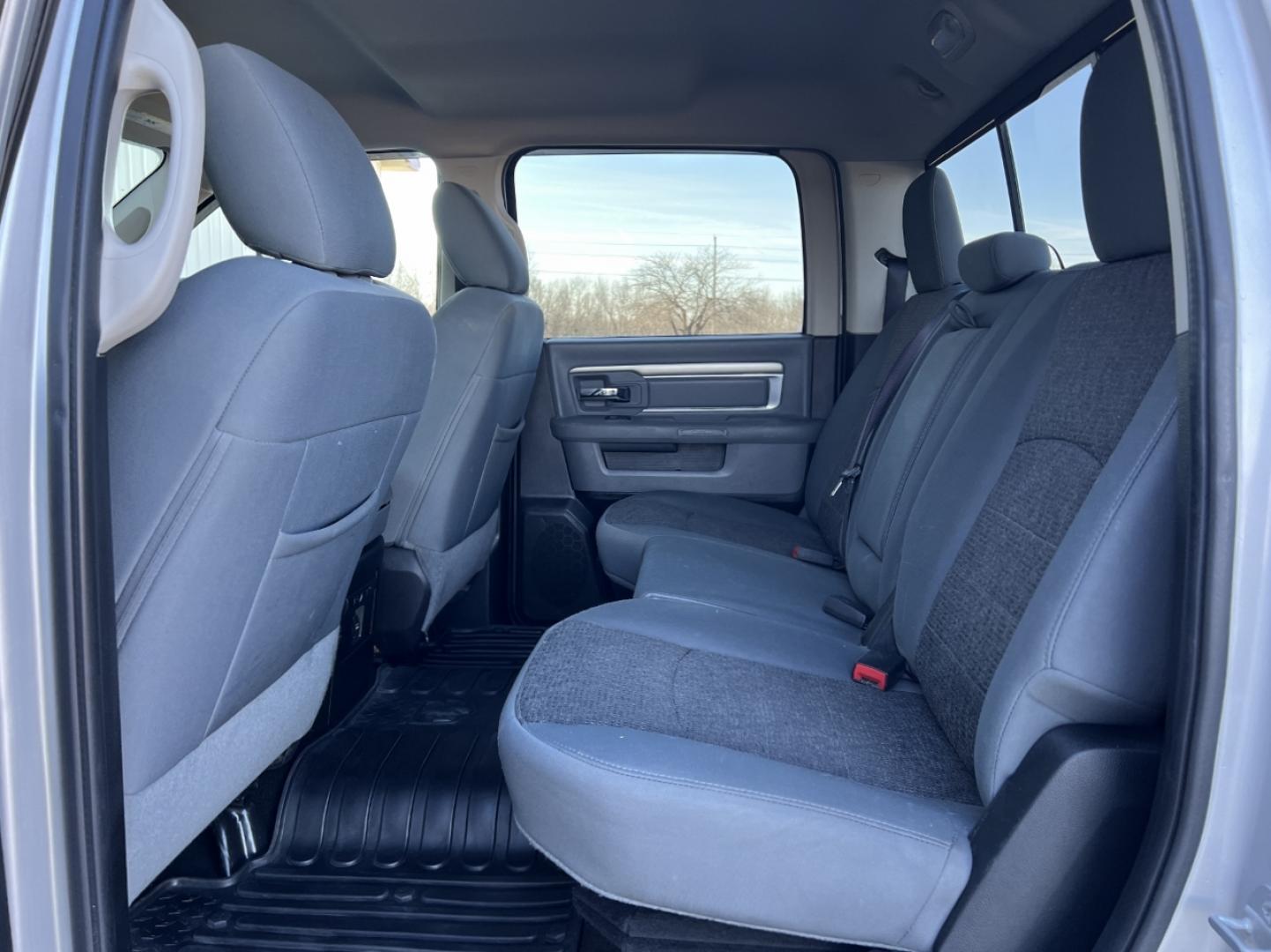 2016 SILVER /Gray Cloth RAM 1500 SLT (1C6RR7TT7GS) with an 5.7L engine, Automatic transmission, located at 2990 Old Orchard Rd., Jackson, MO, 63755, 37.354214, -89.612106 - Photo#16
