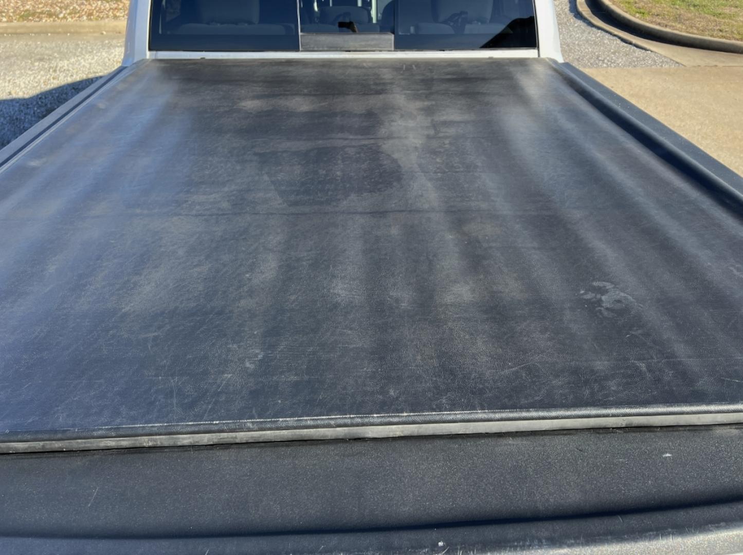 2016 SILVER /Gray Cloth RAM 1500 SLT (1C6RR7TT7GS) with an 5.7L engine, Automatic transmission, located at 2990 Old Orchard Rd., Jackson, MO, 63755, 37.354214, -89.612106 - Photo#20