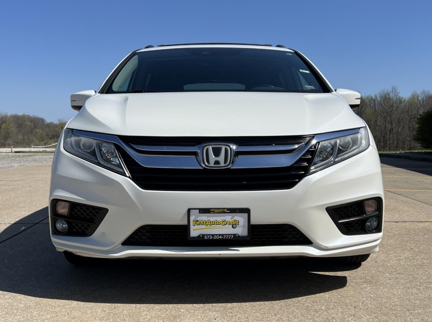 2019 WHITE /Gray Leather Honda Odyssey EX-L (5FNRL6H73KB) with an 3.5L V6 engine, Automatic transmission, located at 506 S. Kingshighway, Cape Girardeau, MO, 63703, (573) 235-5000, 37.294991, -89.553635 - 2019 Honda Odyssey EX-L 101xxx miles Front Wheel Drive 3.5L V6 Automatic Leather 3rd Row Rear Entertainment Navigation Power/Heated Seats Backup Camera Bluetooth Remote Start Cruise Power Windows/Locks/Mirrors We have financing available and we accept trades! Fill out a credit applica - Photo#14