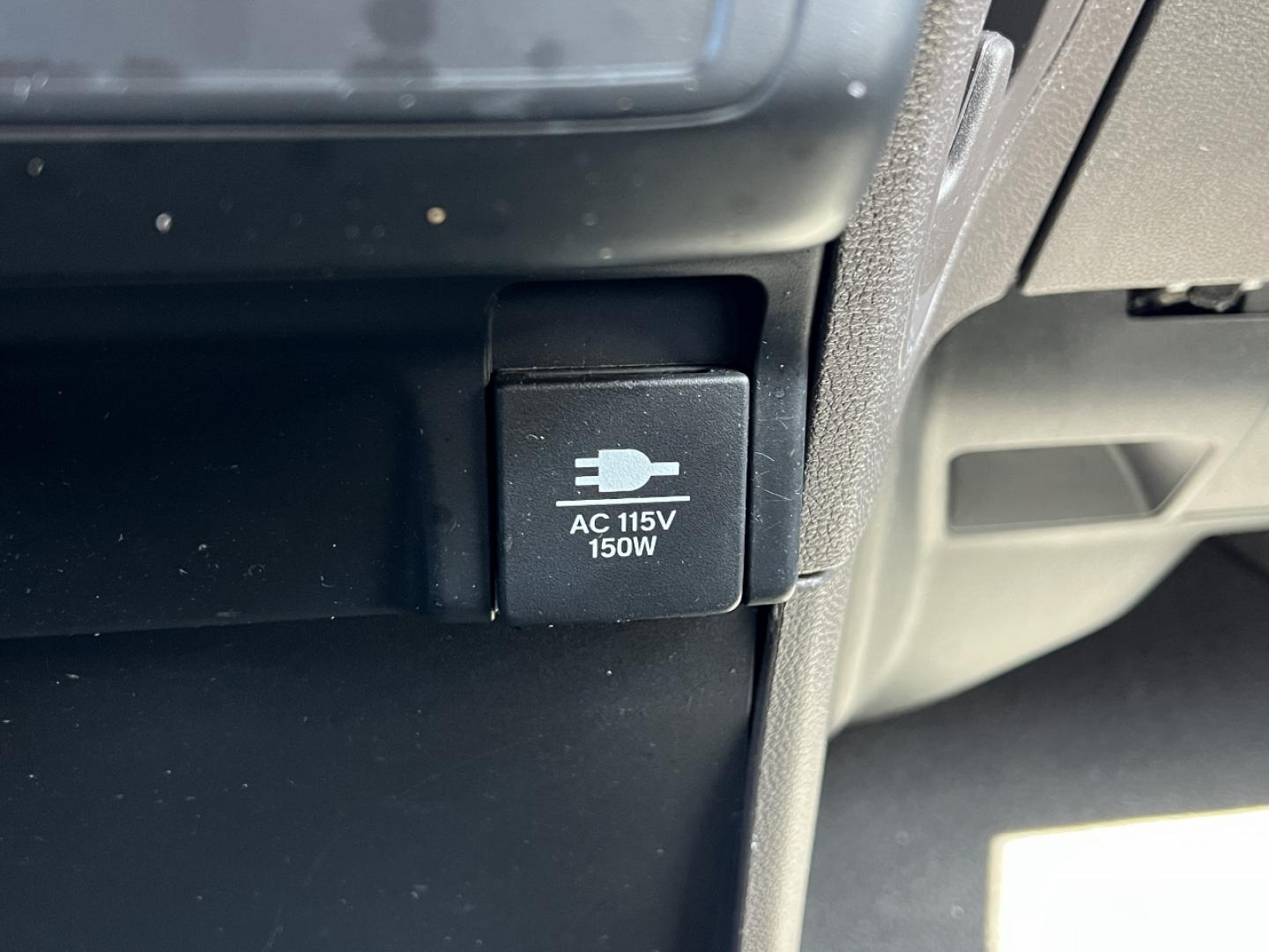 2019 WHITE /Gray Leather Honda Odyssey EX-L (5FNRL6H73KB) with an 3.5L V6 engine, Automatic transmission, located at 506 S. Kingshighway, Cape Girardeau, MO, 63703, (573) 235-5000, 37.294991, -89.553635 - 2019 Honda Odyssey EX-L 101xxx miles Front Wheel Drive 3.5L V6 Automatic Leather 3rd Row Rear Entertainment Navigation Power/Heated Seats Backup Camera Bluetooth Remote Start Cruise Power Windows/Locks/Mirrors We have financing available and we accept trades! Fill out a credit applica - Photo#31