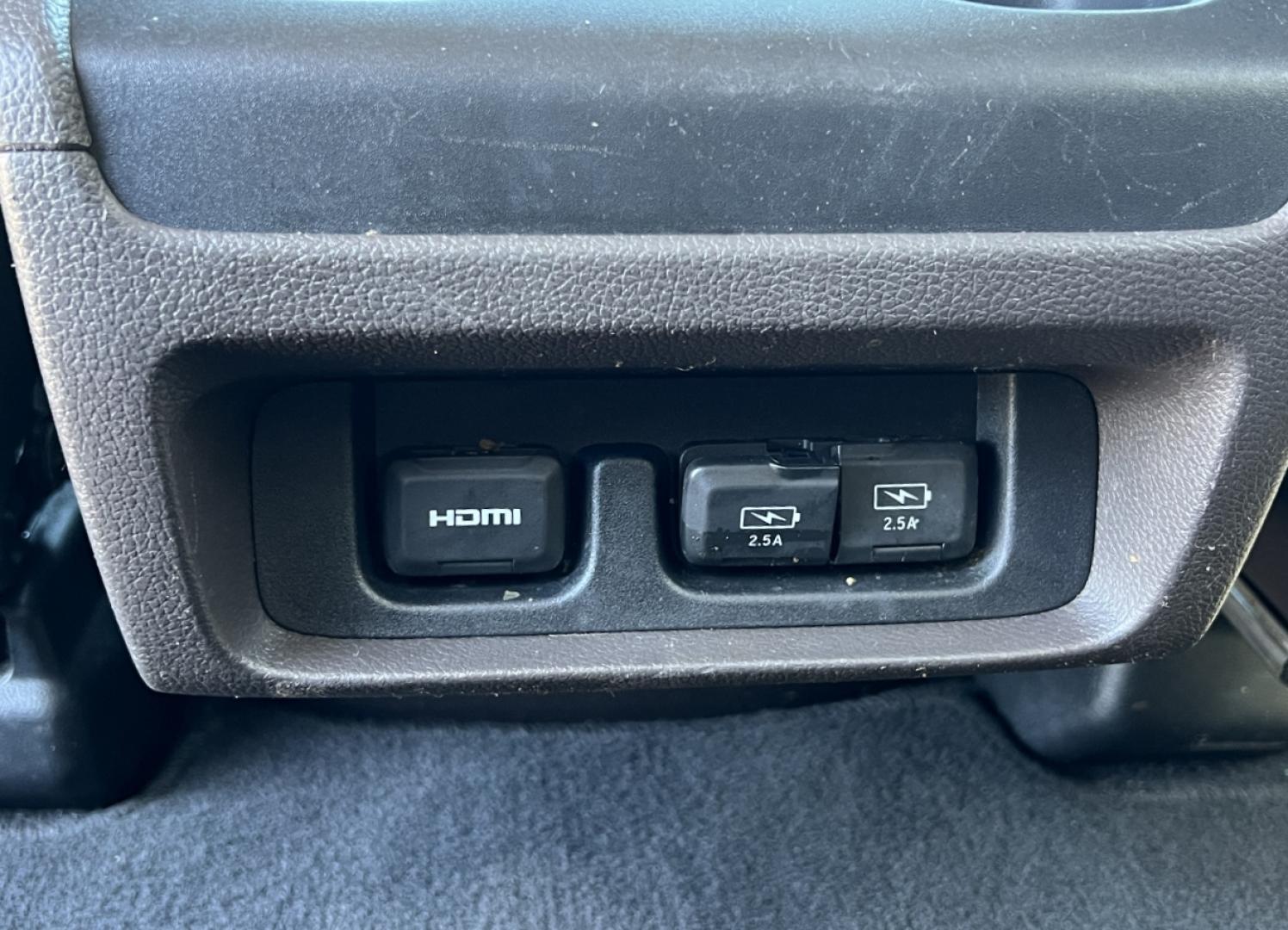 2019 WHITE /Gray Leather Honda Odyssey EX-L (5FNRL6H73KB) with an 3.5L V6 engine, Automatic transmission, located at 506 S. Kingshighway, Cape Girardeau, MO, 63703, (573) 235-5000, 37.294991, -89.553635 - 2019 Honda Odyssey EX-L 101xxx miles Front Wheel Drive 3.5L V6 Automatic Leather 3rd Row Rear Entertainment Navigation Power/Heated Seats Backup Camera Bluetooth Remote Start Cruise Power Windows/Locks/Mirrors We have financing available and we accept trades! Fill out a credit applica - Photo#29
