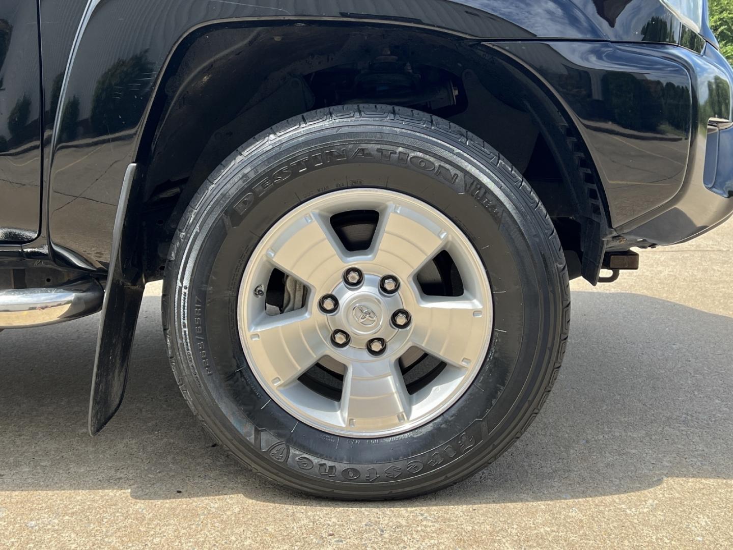 2015 BLACK /Gray Cloth Toyota Tacoma PreRunner Double Cab V6 2WD (5TFJU4GN4FX) with an 4.0L V6 engine, 5-Speed Automatic transmission, located at 506 S. Kingshighway, Cape Girardeau, MO, 63703, (573) 235-5000, 37.294991, -89.553635 - 2015 Toyota Tacoma PreRunner TRD Sport Local 1-Owner 227xxx miles Rear Wheel Drive 4.0L V6 Automatic Bluetooth Cruise Power Windows/Locks/Mirrors We have financing available and we accept trades! Fill out a credit application on our website or come by today! If you have any questions, give - Photo#34