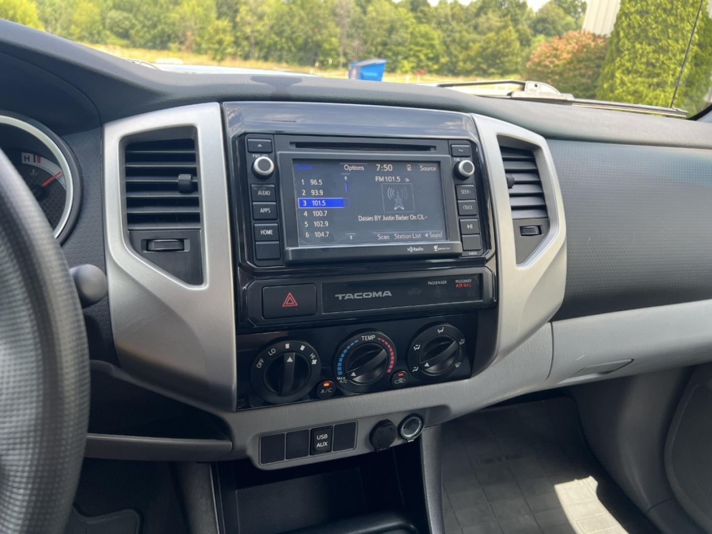 2015 BLACK /Gray Cloth Toyota Tacoma PreRunner Double Cab V6 2WD (5TFJU4GN4FX) with an 4.0L V6 engine, 5-Speed Automatic transmission, located at 506 S. Kingshighway, Cape Girardeau, MO, 63703, (573) 235-5000, 37.294991, -89.553635 - 2015 Toyota Tacoma PreRunner TRD Sport Local 1-Owner 227xxx miles Rear Wheel Drive 4.0L V6 Automatic Bluetooth Cruise Power Windows/Locks/Mirrors We have financing available and we accept trades! Fill out a credit application on our website or come by today! If you have any questions, give - Photo#22