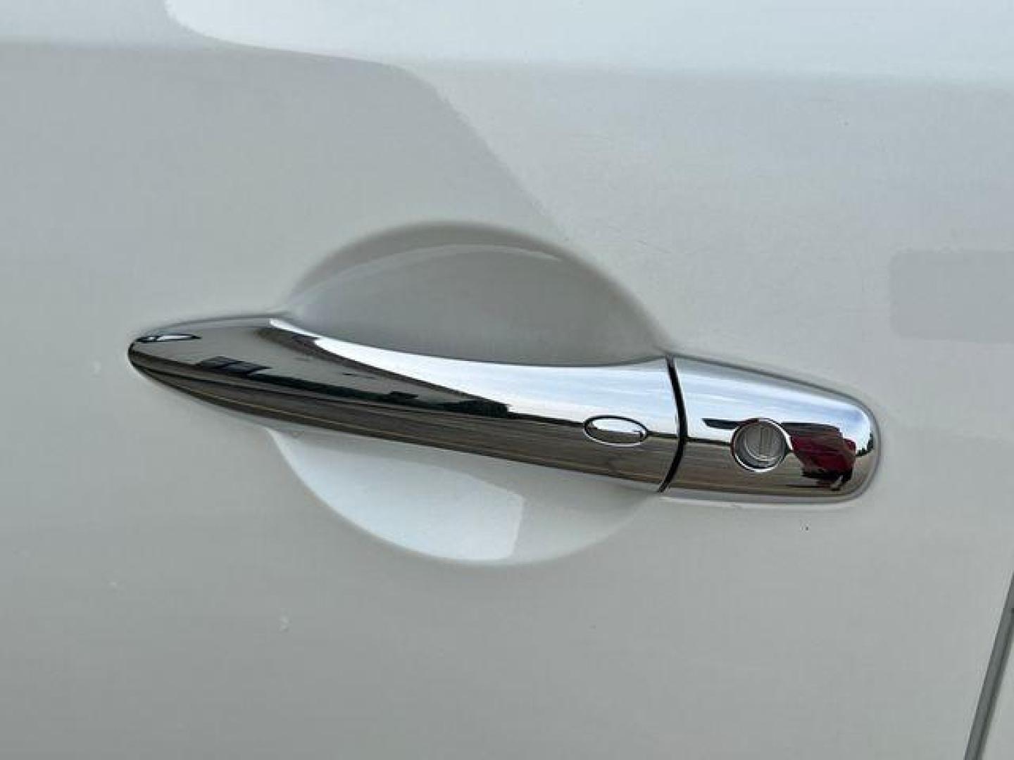 2018 WHITE /Black NISSAN ARMADA SL (JN8AY2NC2JX) with an 5.6L engine, Automatic transmission, located at 2990 Old Orchard Rd., Jackson, MO, 63755, 37.354214, -89.612106 - Photo#39