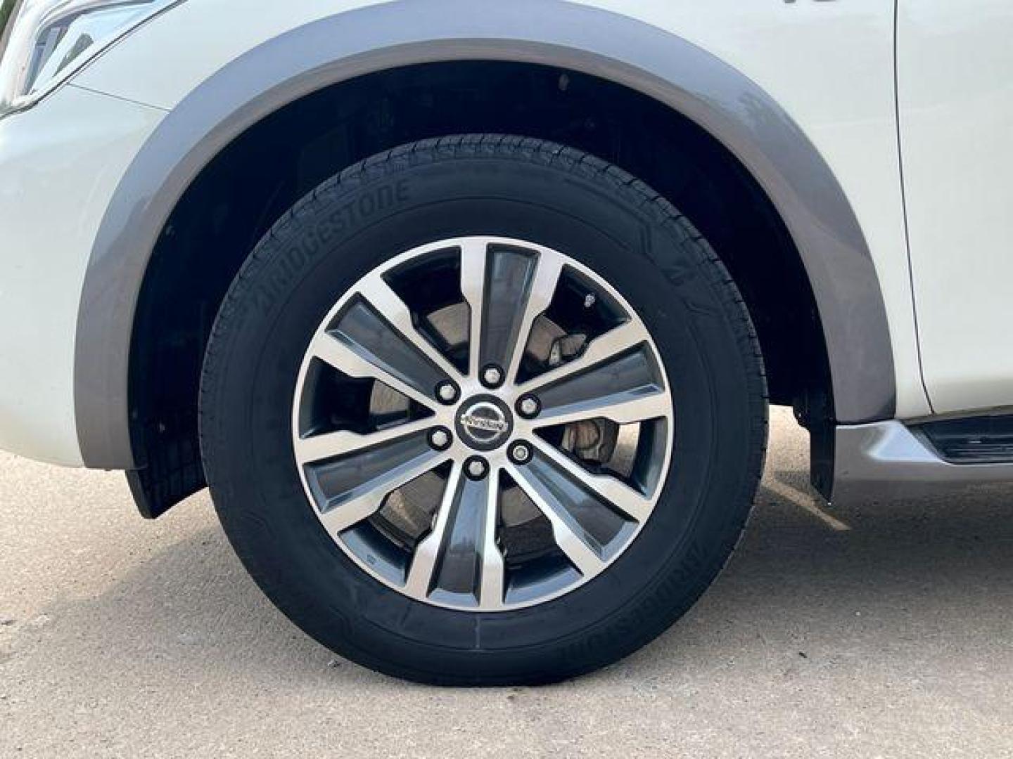 2018 WHITE /Black NISSAN ARMADA SL (JN8AY2NC2JX) with an 5.6L engine, Automatic transmission, located at 2990 Old Orchard Rd., Jackson, MO, 63755, 37.354214, -89.612106 - Photo#43