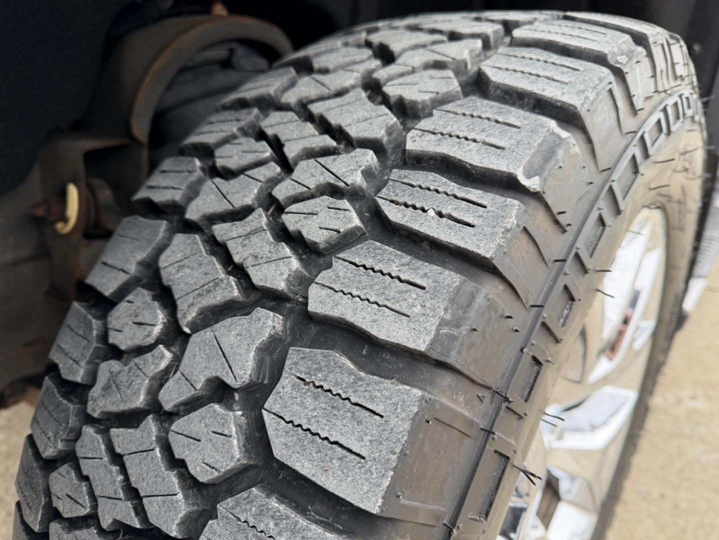 2014 MAROON /Black Leather GMC Sierra 1500 SLT Crew Cab 4WD (1GTV2VEJ4EZ) with an 6.2L V8 engine, Automatic transmission, located at 2990 Old Orchard Rd., Jackson, MO, 63755, 37.354214, -89.612106 - *** SALVAGE TITLE *** 2014 GMC Sierra 1500 SLT Only 91xxx miles 4x4 6.2L V8 Automatic Leather Navigation Power/Heated Seats Backup Camera Bluetooth Remote Start Cruise Power Windows/Locks/Mirrors We have financing available and we accept trades! Fill out a credit application on our web - Photo#35