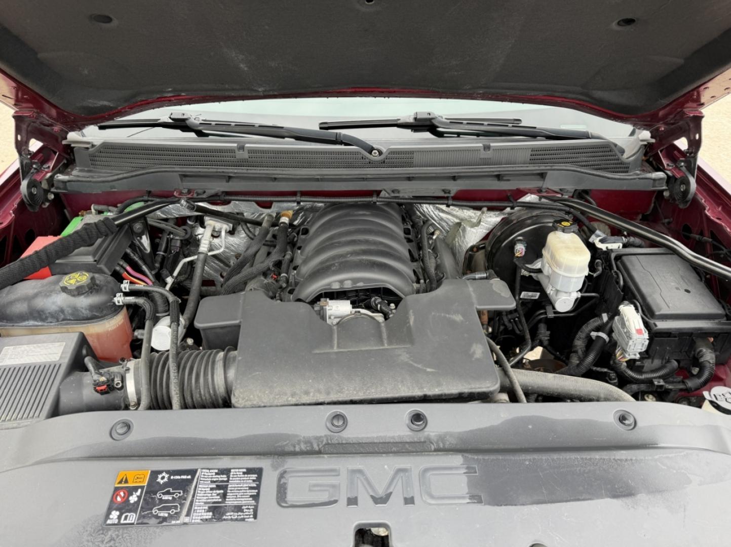 2014 MAROON /Black Leather GMC Sierra 1500 SLT Crew Cab 4WD (1GTV2VEJ4EZ) with an 6.2L V8 engine, Automatic transmission, located at 2990 Old Orchard Rd., Jackson, MO, 63755, 37.354214, -89.612106 - *** SALVAGE TITLE *** 2014 GMC Sierra 1500 SLT Only 91xxx miles 4x4 6.2L V8 Automatic Leather Navigation Power/Heated Seats Backup Camera Bluetooth Remote Start Cruise Power Windows/Locks/Mirrors We have financing available and we accept trades! Fill out a credit application on our web - Photo#34