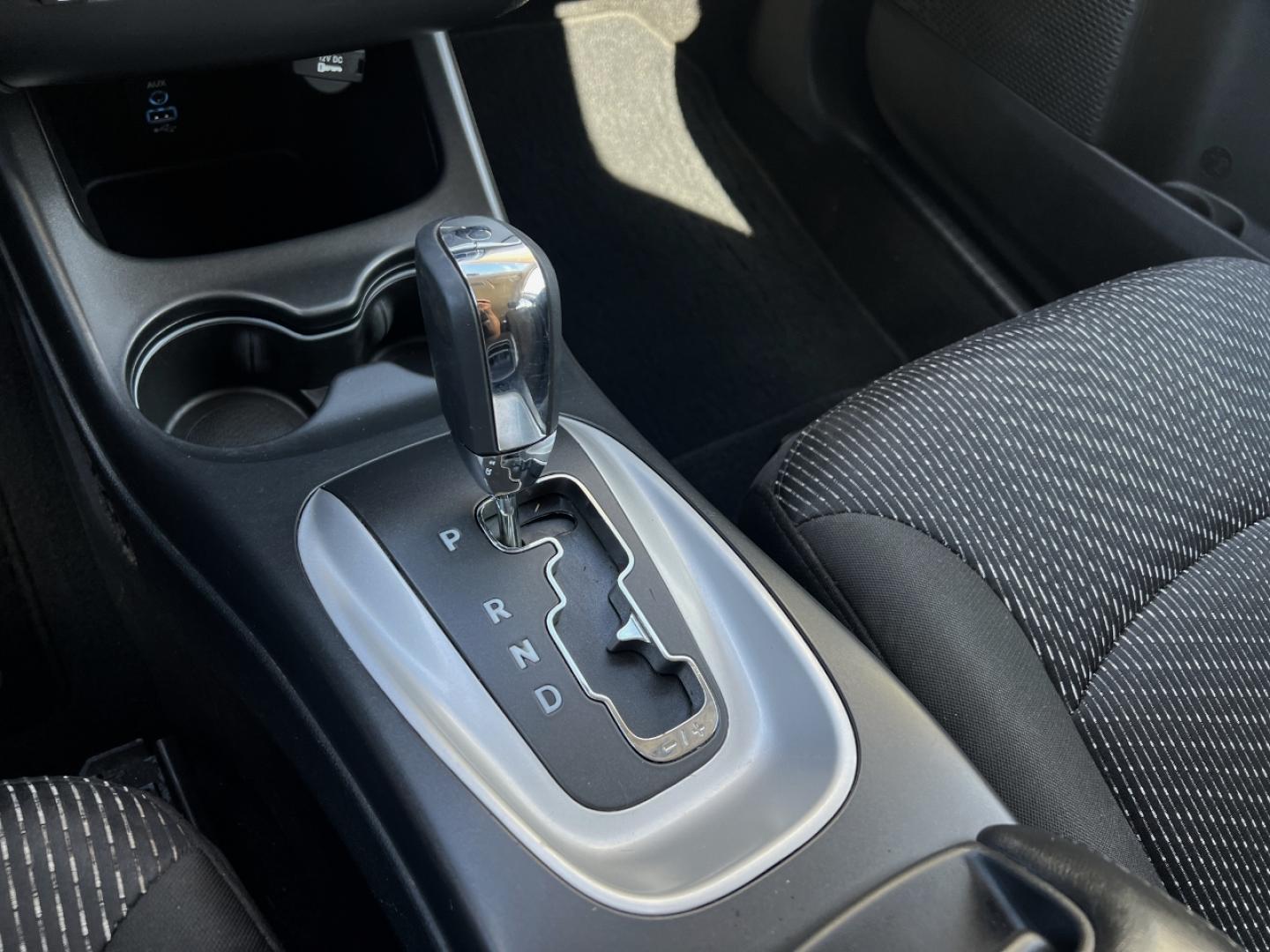 2020 GRAY /Black Cloth Dodge Journey SE Value (3C4PDCAB5LT) with an 2.4L 4 Cyl. engine, Automatic transmission, located at 506 S. Kingshighway, Cape Girardeau, MO, 63703, (573) 235-5000, 37.294991, -89.553635 - 2020 Dodge Journey SE 1-Owner 83xxx miles Front Wheel Drive 2.4L 4 Cyl. Automatic 3rd Row Backup Camera Cruise Power Windows/Locks/Mirrors We have financing available and we accept trades! Fill out a credit application on our website or come by today! If you have any questions, give us a - Photo#21