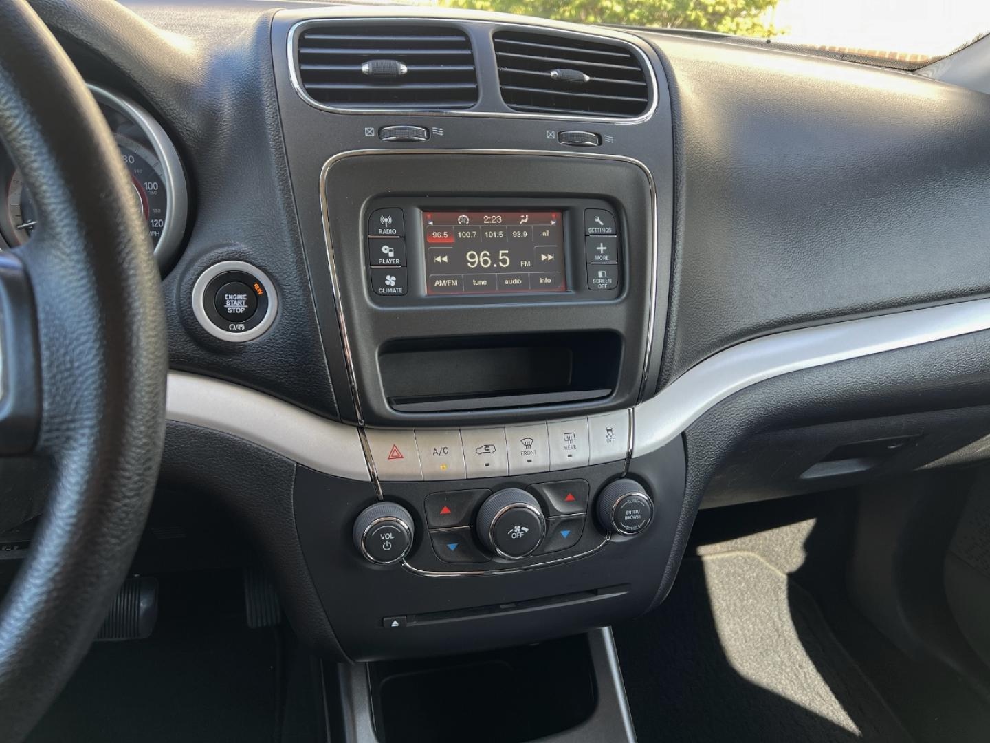 2020 GRAY /Black Cloth Dodge Journey SE Value (3C4PDCAB5LT) with an 2.4L 4 Cyl. engine, Automatic transmission, located at 506 S. Kingshighway, Cape Girardeau, MO, 63703, (573) 235-5000, 37.294991, -89.553635 - 2020 Dodge Journey SE 1-Owner 83xxx miles Front Wheel Drive 2.4L 4 Cyl. Automatic 3rd Row Backup Camera Cruise Power Windows/Locks/Mirrors We have financing available and we accept trades! Fill out a credit application on our website or come by today! If you have any questions, give us a - Photo#23