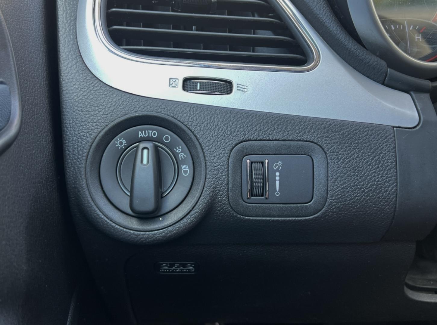 2020 GRAY /Black Cloth Dodge Journey SE Value (3C4PDCAB5LT) with an 2.4L 4 Cyl. engine, Automatic transmission, located at 506 S. Kingshighway, Cape Girardeau, MO, 63703, (573) 235-5000, 37.294991, -89.553635 - 2020 Dodge Journey SE 1-Owner 83xxx miles Front Wheel Drive 2.4L 4 Cyl. Automatic 3rd Row Backup Camera Cruise Power Windows/Locks/Mirrors We have financing available and we accept trades! Fill out a credit application on our website or come by today! If you have any questions, give us a - Photo#28