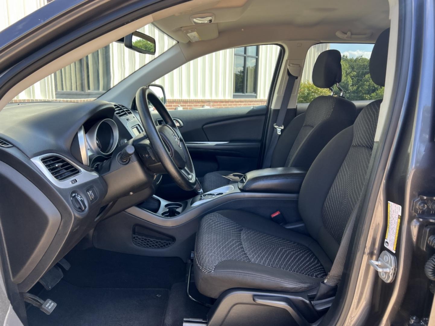2020 GRAY /Black Cloth Dodge Journey SE Value (3C4PDCAB5LT) with an 2.4L 4 Cyl. engine, Automatic transmission, located at 506 S. Kingshighway, Cape Girardeau, MO, 63703, (573) 235-5000, 37.294991, -89.553635 - 2020 Dodge Journey SE 1-Owner 83xxx miles Front Wheel Drive 2.4L 4 Cyl. Automatic 3rd Row Backup Camera Cruise Power Windows/Locks/Mirrors We have financing available and we accept trades! Fill out a credit application on our website or come by today! If you have any questions, give us a - Photo#11