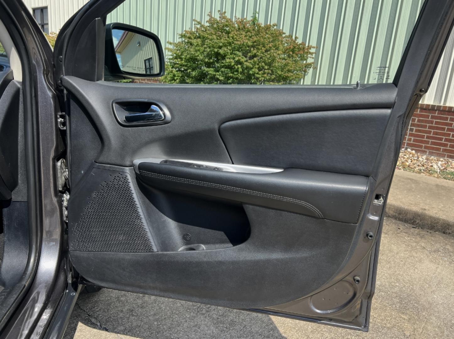 2020 GRAY /Black Cloth Dodge Journey SE Value (3C4PDCAB5LT) with an 2.4L 4 Cyl. engine, Automatic transmission, located at 506 S. Kingshighway, Cape Girardeau, MO, 63703, (573) 235-5000, 37.294991, -89.553635 - 2020 Dodge Journey SE 1-Owner 83xxx miles Front Wheel Drive 2.4L 4 Cyl. Automatic 3rd Row Backup Camera Cruise Power Windows/Locks/Mirrors We have financing available and we accept trades! Fill out a credit application on our website or come by today! If you have any questions, give us a - Photo#12