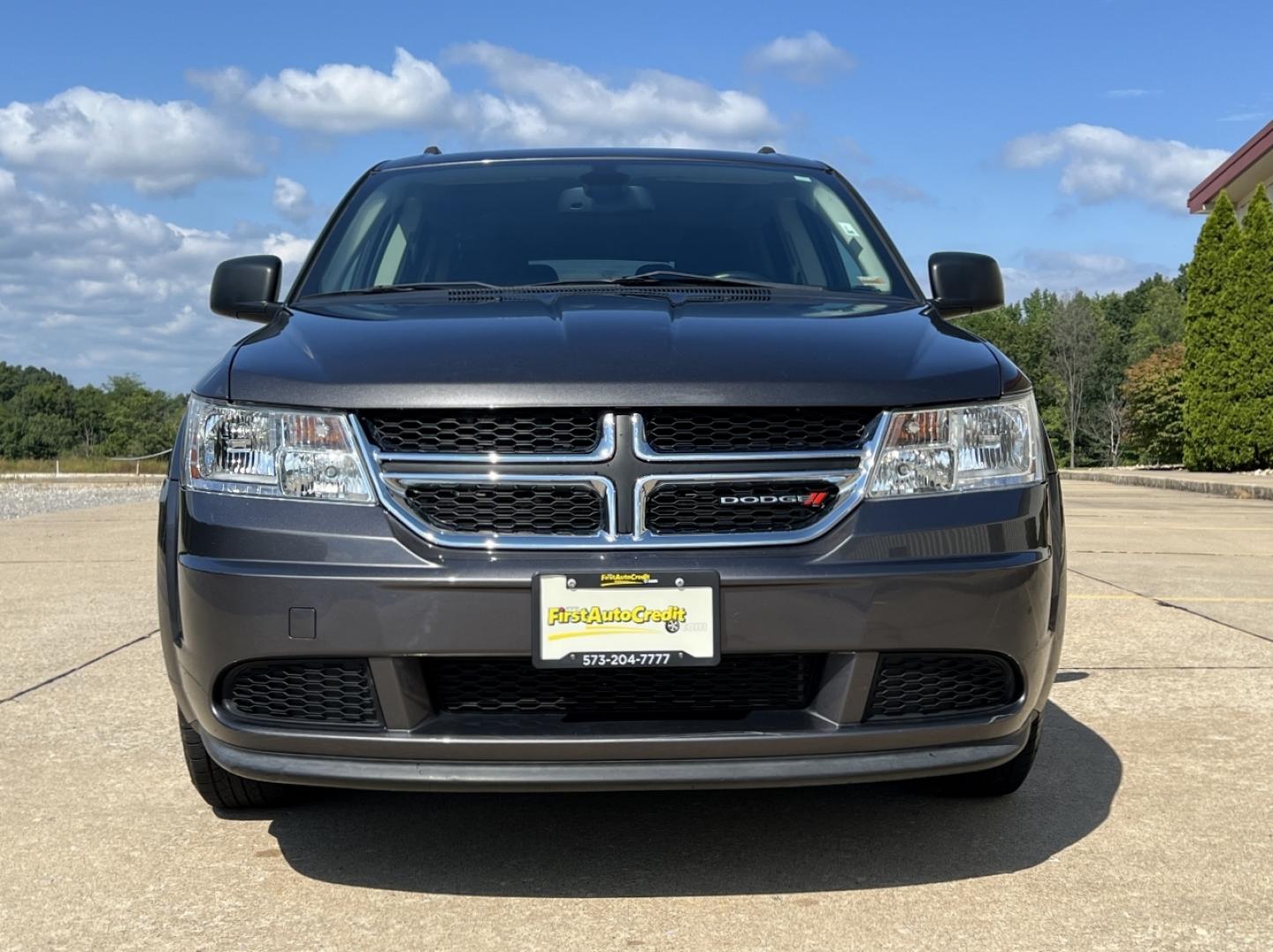 2020 GRAY /Black Cloth Dodge Journey SE Value (3C4PDCAB5LT) with an 2.4L 4 Cyl. engine, Automatic transmission, located at 506 S. Kingshighway, Cape Girardeau, MO, 63703, (573) 235-5000, 37.294991, -89.553635 - 2020 Dodge Journey SE 1-Owner 83xxx miles Front Wheel Drive 2.4L 4 Cyl. Automatic 3rd Row Backup Camera Cruise Power Windows/Locks/Mirrors We have financing available and we accept trades! Fill out a credit application on our website or come by today! If you have any questions, give us a - Photo#9