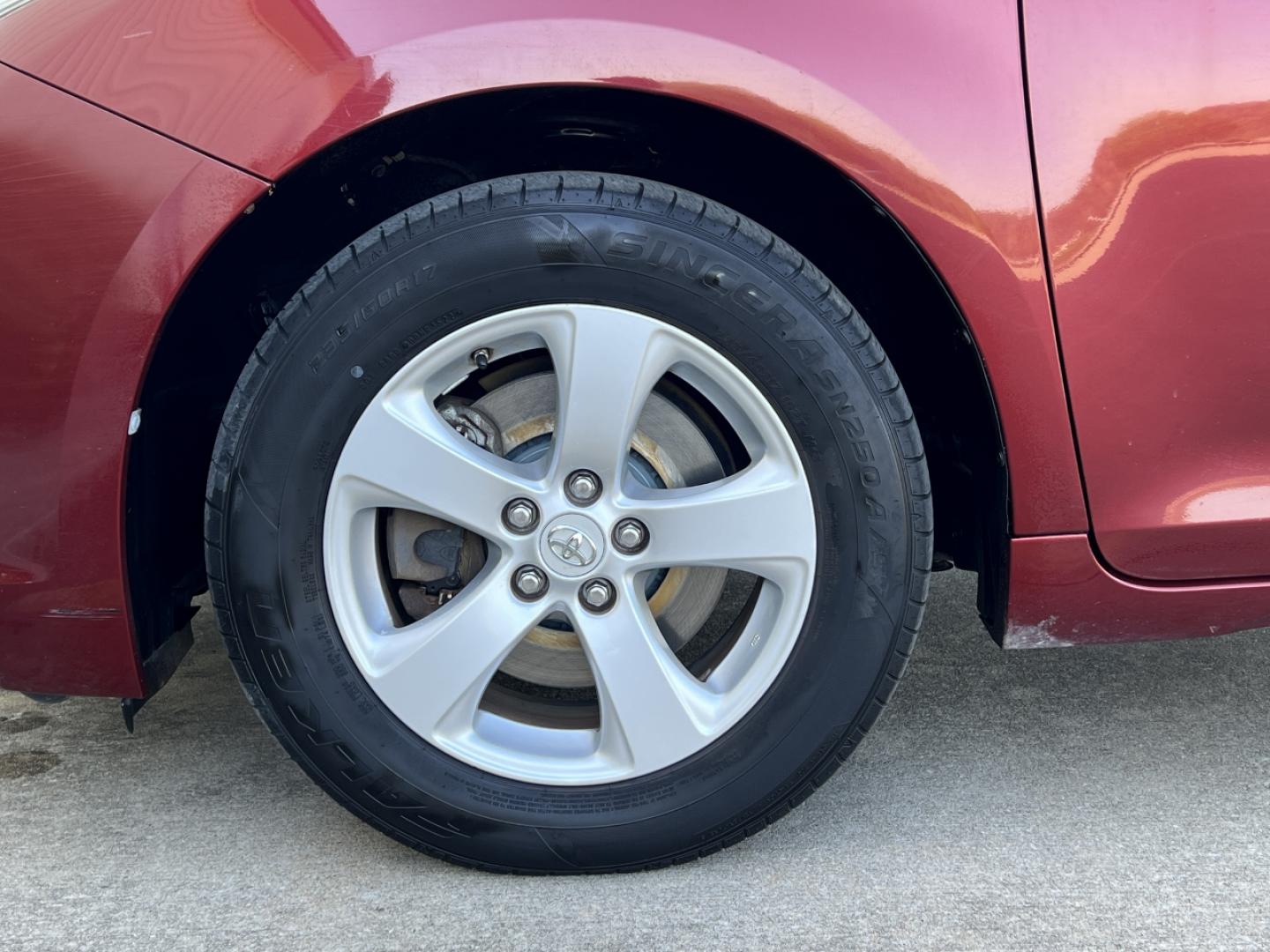 2011 MAROON /Gray Cloth Toyota Sienna LE 8-Pass V6 (5TDKK3DC4BS) with an 3.5L V6 engine, Automatic transmission, located at 506 S. Kingshighway, Cape Girardeau, MO, 63703, (573) 235-5000, 37.294991, -89.553635 - 2011 Toyota Sienna LE Local 1-Owner 199xxx miles Front Wheel Drive 3.5L V6 Automatic 3rd Row Power Driver Seat Backup Camera Cruise Power Windows/Locks/Mirrors We have financing available and we accept trades! Fill out a credit application on our website or come by today! If you have any - Photo#32