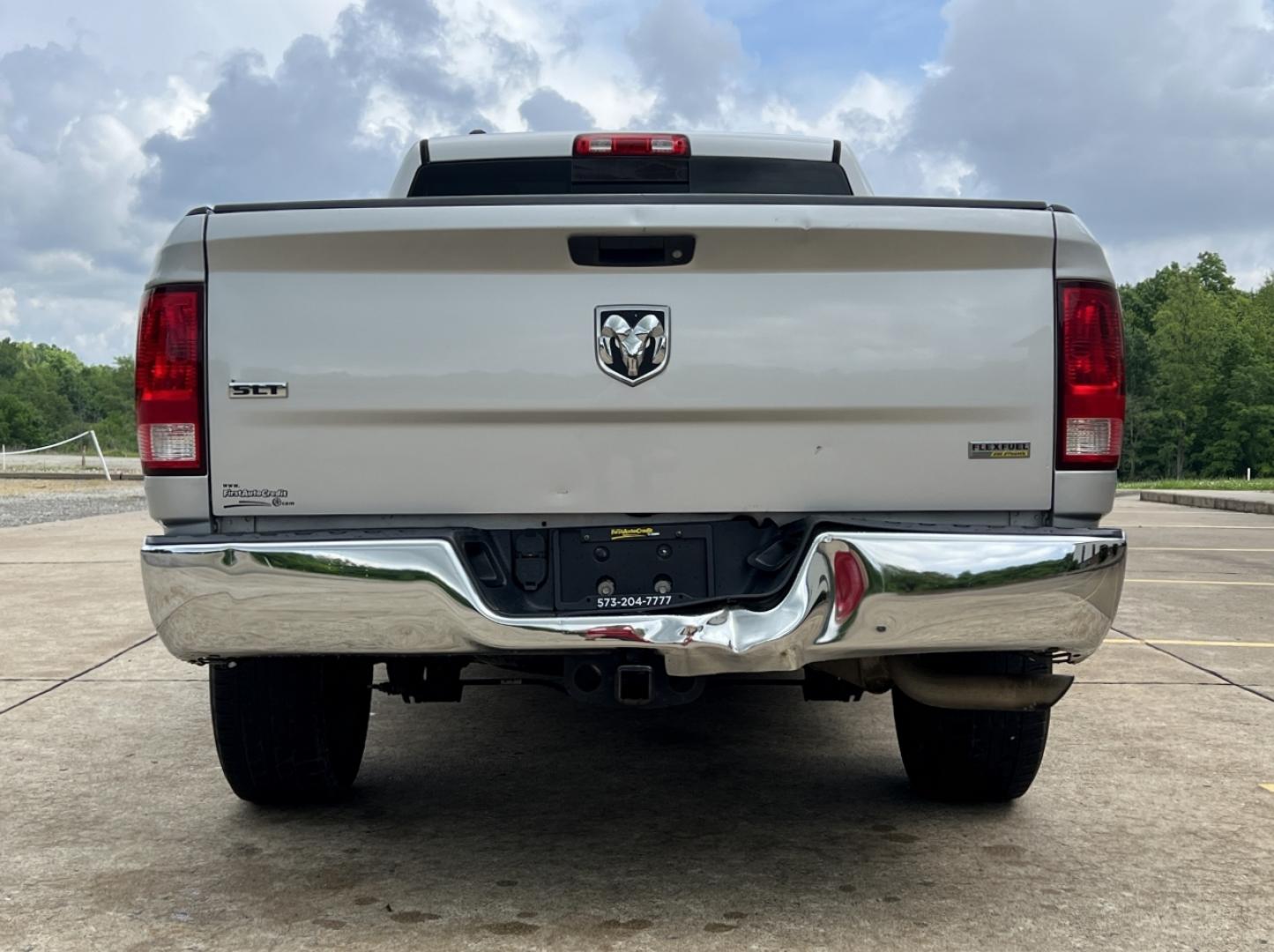 2015 SILVER /Gray Cloth RAM 1500 SLT Quad Cab 2WD (1C6RR6GG5FS) with an 3.6L V6 engine, Automatic transmission, located at 506 S. Kingshighway, Cape Girardeau, MO, 63703, (573) 235-5000, 37.294991, -89.553635 - 2015 Ram 1500 SLT 96xxx miles Rear Wheel Drive 3.6L V6 Automatic Bluetooth Cruise Power Windows/Locks/Mirrors We have financing available and we accept trades! Fill out a credit application on our website or come by today! If you have any questions, give us a call at (573) 235-5000 or visit - Photo#7