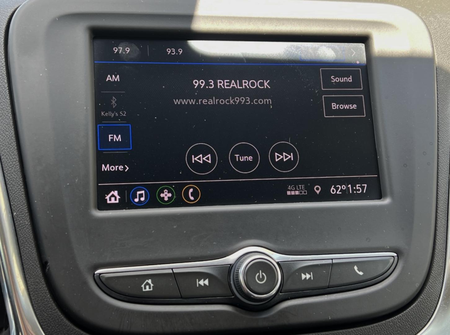 2021 WHITE /Gray Cloth Chevrolet Equinox LS 2WD (3GNAXHEVXMS) with an 1.5L 4 Cyl. Turbo engine, Automatic transmission, located at 2990 Old Orchard Rd., Jackson, MO, 63755, 37.354214, -89.612106 - 2021 Chevrolet Equinox LS 1-Owner 131xxx miles Front Wheel Drive 1.5L 4 Cyl. Automatic Backup Camera Power Driver Seat Bluetooth Cruise Power Windows/Locks/Mirrors We have financing available and we accept trades! Fill out a credit application on our website or come by today! If you have - Photo#24