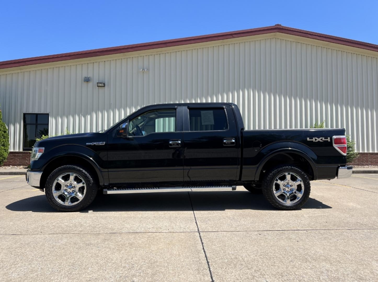 2013 BLACK /Tan Leather Ford F-150 Lariat SuperCrew 6.5-ft. Bed 4WD (1FTFW1EF4DK) with an 5.0L V8 engine, Automatic transmission, located at 506 S. Kingshighway, Cape Girardeau, MO, 63703, (573) 235-5000, 37.294991, -89.553635 - 2013 Ford F-150 Lariat 103xxx miles 4x4 5.0L V8 Automatic Leather Navigation Backup Camera Power/Heated/Cooled Seats Sunroof Bluetooth Remote Start Cruise Power Windows/Locks/Mirrors We have financing available and we accept trades! Fill out a credit application on our website or come - Photo#10
