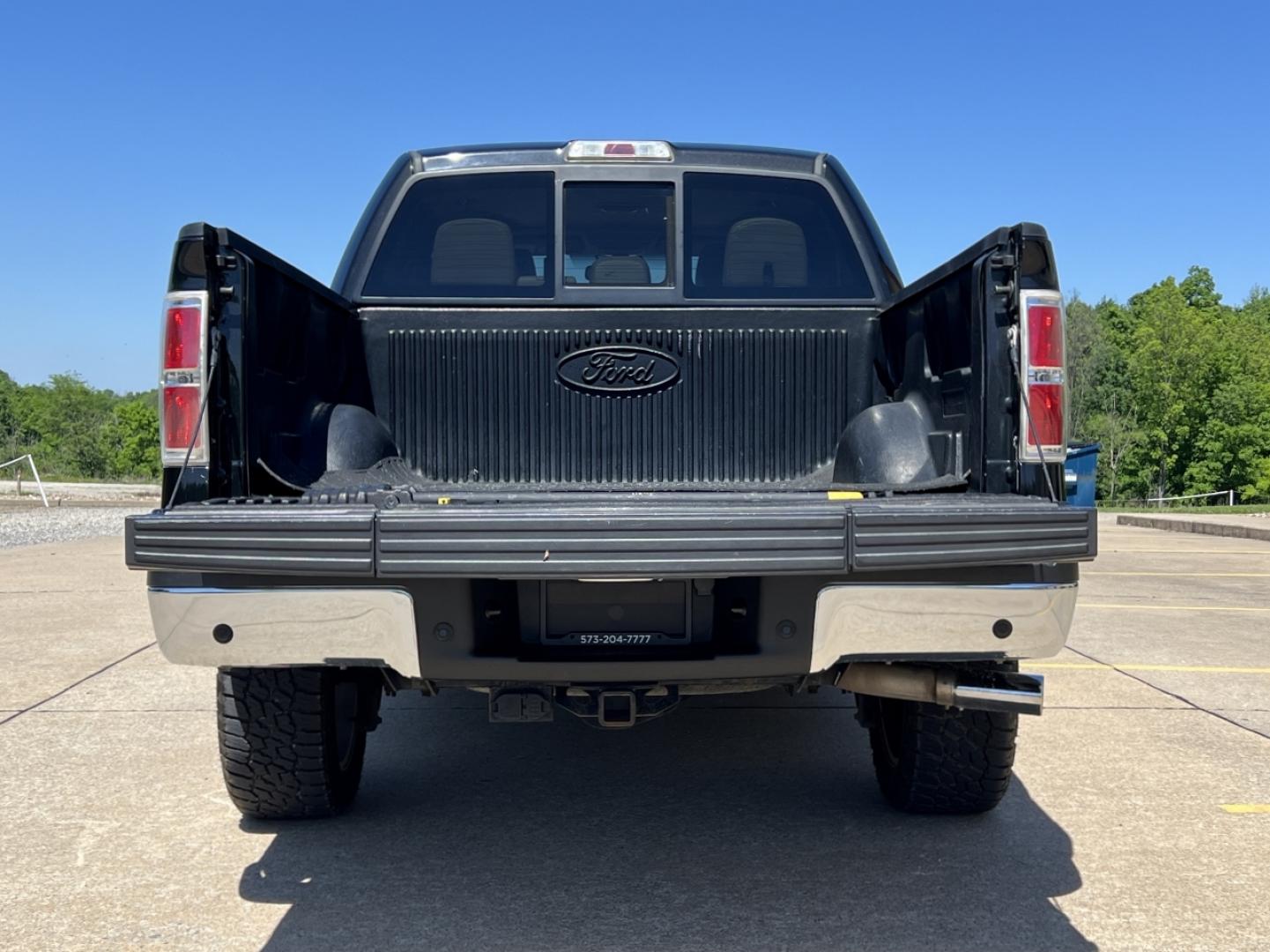 2013 BLACK /Tan Leather Ford F-150 Lariat SuperCrew 6.5-ft. Bed 4WD (1FTFW1EF4DK) with an 5.0L V8 engine, Automatic transmission, located at 506 S. Kingshighway, Cape Girardeau, MO, 63703, (573) 235-5000, 37.294991, -89.553635 - 2013 Ford F-150 Lariat 103xxx miles 4x4 5.0L V8 Automatic Leather Navigation Backup Camera Power/Heated/Cooled Seats Sunroof Bluetooth Remote Start Cruise Power Windows/Locks/Mirrors We have financing available and we accept trades! Fill out a credit application on our website or come - Photo#22