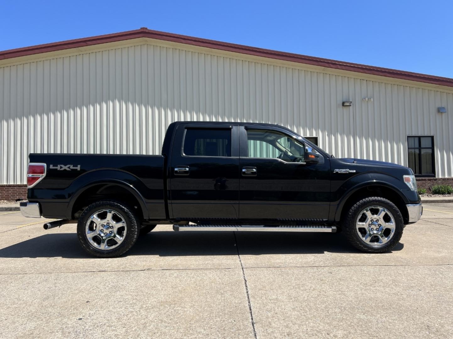 2013 BLACK /Tan Leather Ford F-150 Lariat SuperCrew 6.5-ft. Bed 4WD (1FTFW1EF4DK) with an 5.0L V8 engine, Automatic transmission, located at 506 S. Kingshighway, Cape Girardeau, MO, 63703, (573) 235-5000, 37.294991, -89.553635 - 2013 Ford F-150 Lariat 103xxx miles 4x4 5.0L V8 Automatic Leather Navigation Backup Camera Power/Heated/Cooled Seats Sunroof Bluetooth Remote Start Cruise Power Windows/Locks/Mirrors We have financing available and we accept trades! Fill out a credit application on our website or come - Photo#11