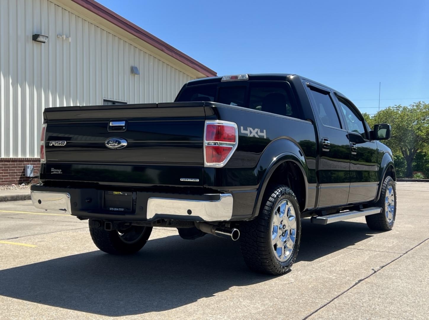 2013 BLACK /Tan Leather Ford F-150 Lariat SuperCrew 6.5-ft. Bed 4WD (1FTFW1EF4DK) with an 5.0L V8 engine, Automatic transmission, located at 506 S. Kingshighway, Cape Girardeau, MO, 63703, (573) 235-5000, 37.294991, -89.553635 - 2013 Ford F-150 Lariat 103xxx miles 4x4 5.0L V8 Automatic Leather Navigation Backup Camera Power/Heated/Cooled Seats Sunroof Bluetooth Remote Start Cruise Power Windows/Locks/Mirrors We have financing available and we accept trades! Fill out a credit application on our website or come - Photo#12