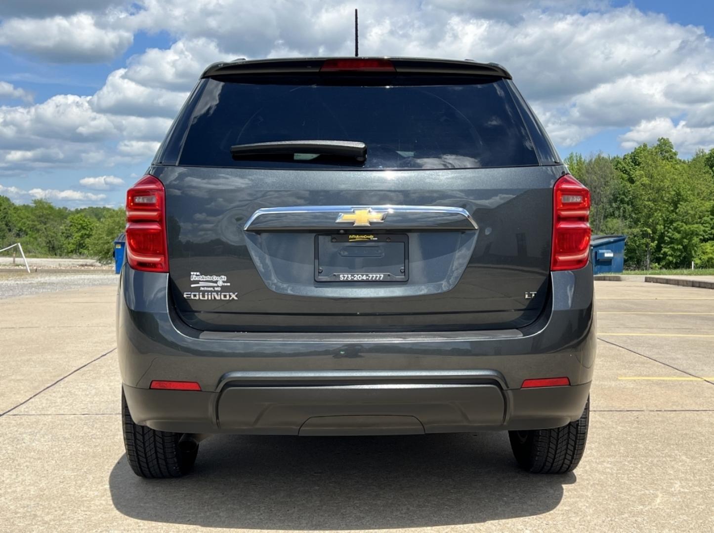 2017 GRAY /Black Cloth Chevrolet Equinox LT 2WD (2GNALCEKXH1) with an 2.4L 4 Cyl. engine, Automatic transmission, located at 506 S. Kingshighway, Cape Girardeau, MO, 63703, (573) 235-5000, 37.294991, -89.553635 - 2017 Chevrolet Equinox LT 131xxx miles Front Wheel Drive 2.4L 4 Cyl. Automatic Backup Camera Bluetooth Cruise Power Windows/Locks/Mirrors We have financing available and we accept trades! Fill out a credit application on our website or come by today! If you have any questions, give us a ca - Photo#8