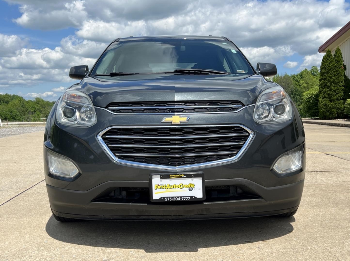 2017 GRAY /Black Cloth Chevrolet Equinox LT 2WD (2GNALCEKXH1) with an 2.4L 4 Cyl. engine, Automatic transmission, located at 506 S. Kingshighway, Cape Girardeau, MO, 63703, (573) 235-5000, 37.294991, -89.553635 - 2017 Chevrolet Equinox LT 131xxx miles Front Wheel Drive 2.4L 4 Cyl. Automatic Backup Camera Bluetooth Cruise Power Windows/Locks/Mirrors We have financing available and we accept trades! Fill out a credit application on our website or come by today! If you have any questions, give us a ca - Photo#9