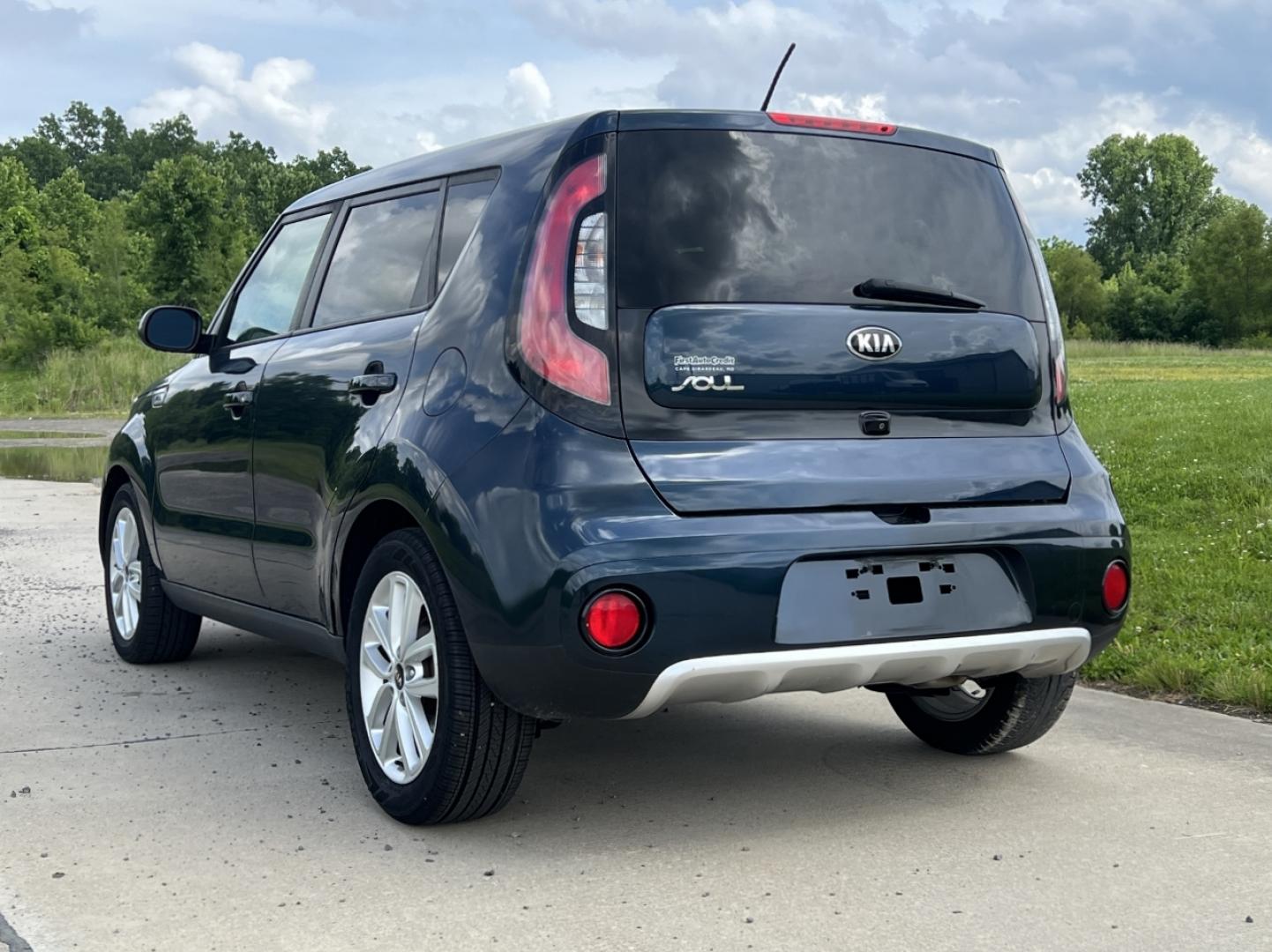 2018 BLUE /Black Cloth Kia Soul + (KNDJP3A51J7) with an 2.0L 4 Cyl. engine, Automatic transmission, located at 506 S. Kingshighway, Cape Girardeau, MO, 63703, (573) 235-5000, 37.294991, -89.553635 - 2018 Kia Soul + 97xxx miles Front Wheel Drive 2.0L 4 Cyl. Automatic Backup Camera Bluetooth Cruise Power Windows/Locks/Mirrors We have financing available and we accept trades! Fill out a credit application on our website or come by today! If you have any questions, give us a call at (573) - Photo#7