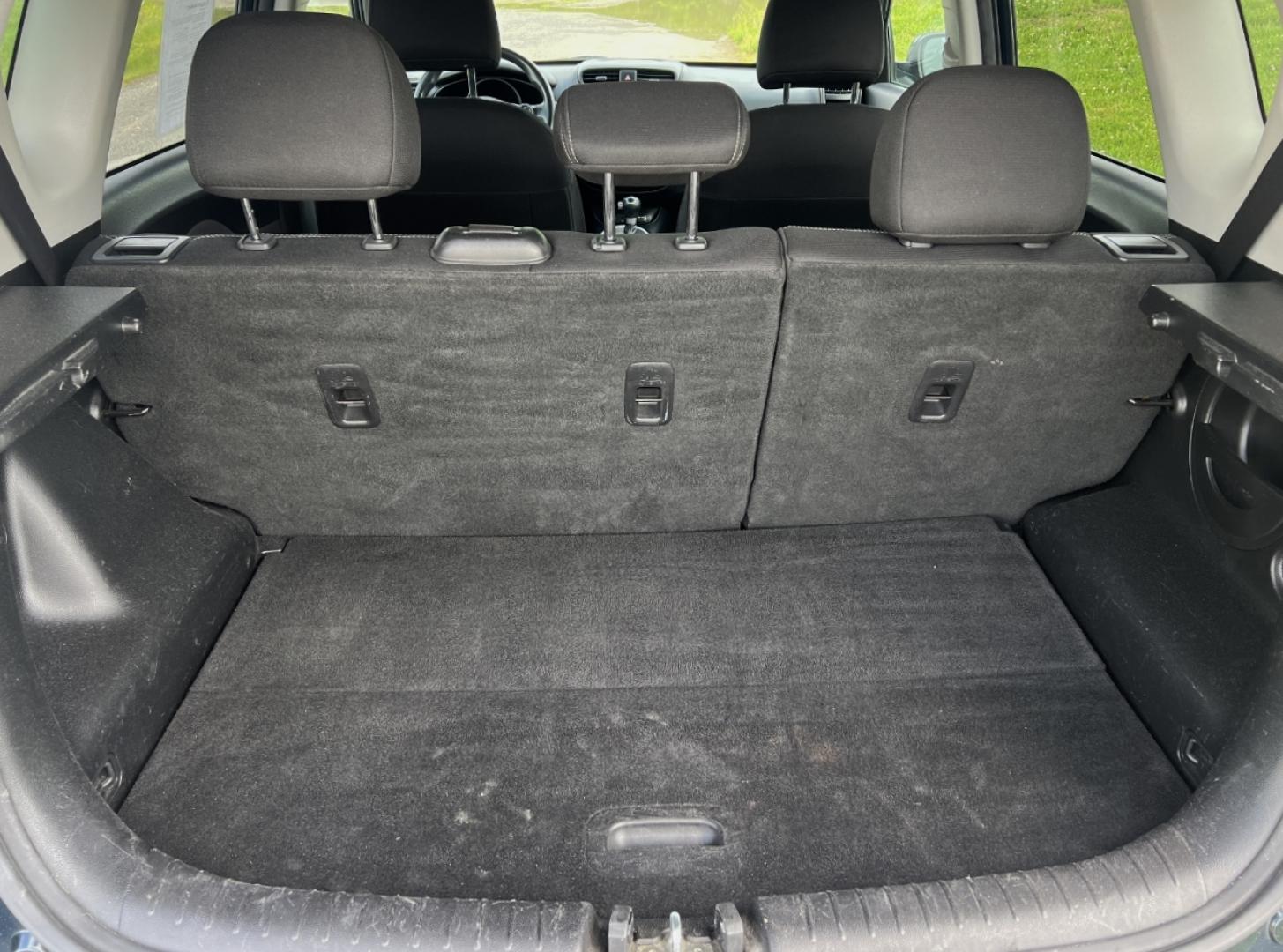 2018 BLUE /Black Cloth Kia Soul + (KNDJP3A51J7) with an 2.0L 4 Cyl. engine, Automatic transmission, located at 506 S. Kingshighway, Cape Girardeau, MO, 63703, (573) 235-5000, 37.294991, -89.553635 - 2018 Kia Soul + 97xxx miles Front Wheel Drive 2.0L 4 Cyl. Automatic Backup Camera Bluetooth Cruise Power Windows/Locks/Mirrors We have financing available and we accept trades! Fill out a credit application on our website or come by today! If you have any questions, give us a call at (573) - Photo#17