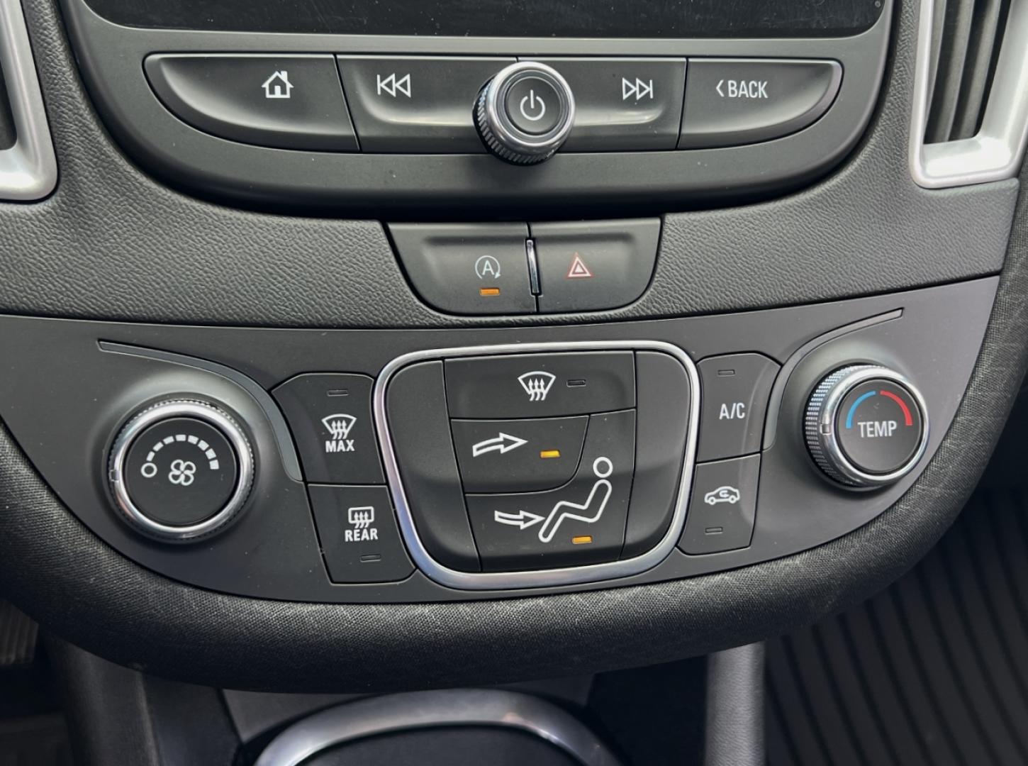 2022 GRAY /Black Cloth Chevrolet Malibu RS (1G1ZG5STXNF) with an 1.5L 4 Cyl. engine, Automatic transmission, located at 506 S. Kingshighway, Cape Girardeau, MO, 63703, (573) 235-5000, 37.294991, -89.553635 - 2022 Chevrolet Malibu RS 1-Owner 110xxx miles Front Wheel Drive 1.5L 4 Cyl. Automatic Backup Camera Bluetooth Cruise Power Windows/Locks/Mirrors We have financing available and we accept trades! Fill out a credit application on our website or come by today! If you have any questions, give - Photo#25