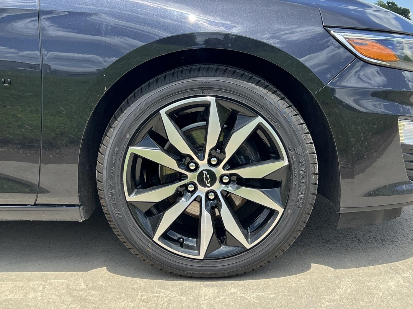 2022 GRAY /Black Cloth Chevrolet Malibu RS (1G1ZG5STXNF) with an 1.5L 4 Cyl. engine, Automatic transmission, located at 506 S. Kingshighway, Cape Girardeau, MO, 63703, (573) 235-5000, 37.294991, -89.553635 - 2022 Chevrolet Malibu RS 1-Owner 110xxx miles Front Wheel Drive 1.5L 4 Cyl. Automatic Backup Camera Bluetooth Cruise Power Windows/Locks/Mirrors We have financing available and we accept trades! Fill out a credit application on our website or come by today! If you have any questions, give - Photo#39