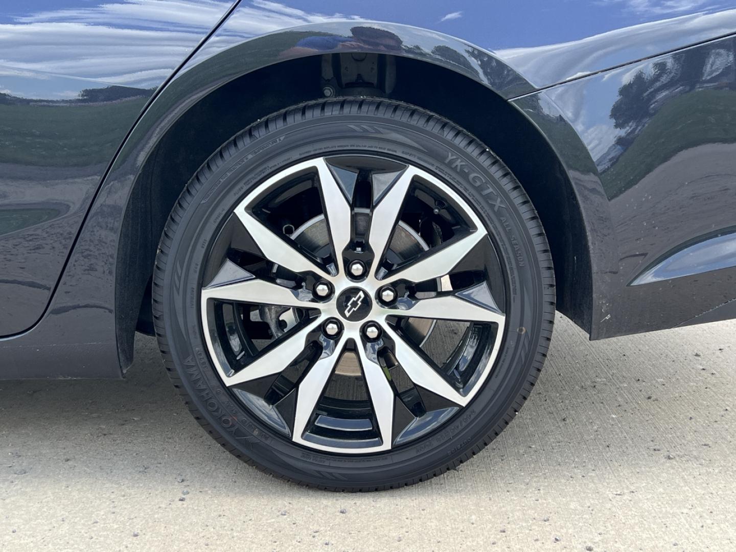 2022 GRAY /Black Cloth Chevrolet Malibu RS (1G1ZG5STXNF) with an 1.5L 4 Cyl. engine, Automatic transmission, located at 506 S. Kingshighway, Cape Girardeau, MO, 63703, (573) 235-5000, 37.294991, -89.553635 - 2022 Chevrolet Malibu RS 1-Owner 110xxx miles Front Wheel Drive 1.5L 4 Cyl. Automatic Backup Camera Bluetooth Cruise Power Windows/Locks/Mirrors We have financing available and we accept trades! Fill out a credit application on our website or come by today! If you have any questions, give - Photo#37