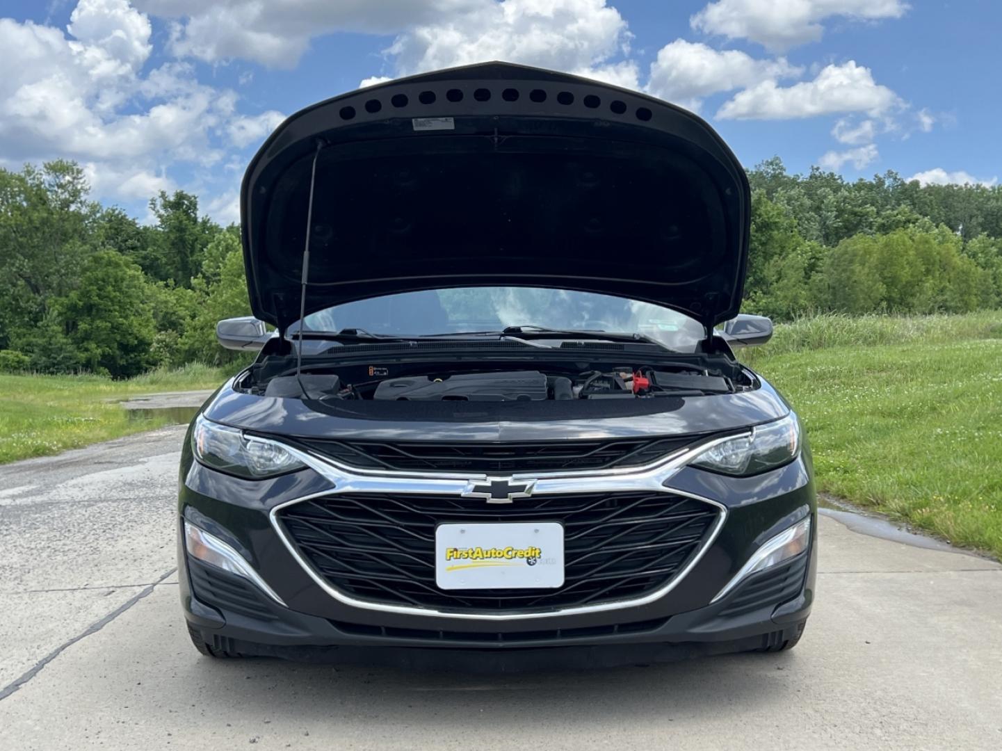 2022 GRAY /Black Cloth Chevrolet Malibu RS (1G1ZG5STXNF) with an 1.5L 4 Cyl. engine, Automatic transmission, located at 506 S. Kingshighway, Cape Girardeau, MO, 63703, (573) 235-5000, 37.294991, -89.553635 - 2022 Chevrolet Malibu RS 1-Owner 110xxx miles Front Wheel Drive 1.5L 4 Cyl. Automatic Backup Camera Bluetooth Cruise Power Windows/Locks/Mirrors We have financing available and we accept trades! Fill out a credit application on our website or come by today! If you have any questions, give - Photo#33