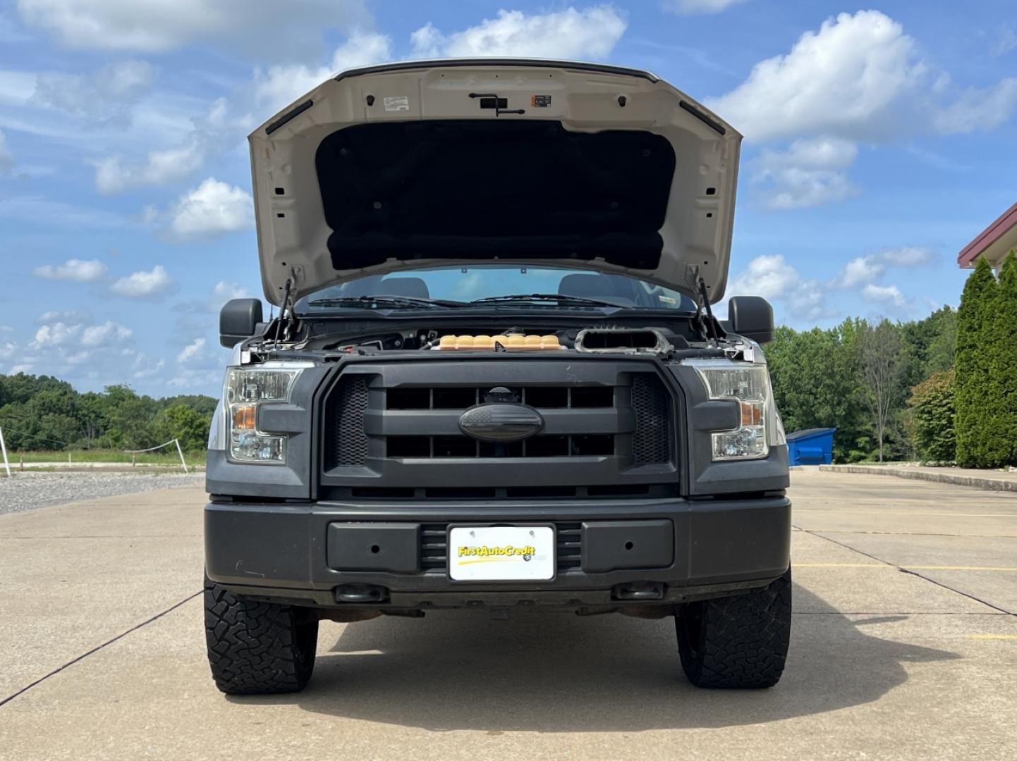2016 SILVER /Gray Cloth Ford F-150 XL (1FTFX1EF6GK) with an 5.0L V8 engine, Automatic transmission, located at 2990 Old Orchard Rd., Jackson, MO, 63755, 37.354214, -89.612106 - 2016 Ford F150 XL 140xxx miles 4x4 5.0L V8 Automatic New Tires 22" Wheels Cruise Power Windows/Locks/Mirrors We have financing available and we accept trades! Fill out a credit application on our website or come by today! If you have any questions, give us a call at (573) 204-7777 or visit - Photo#28