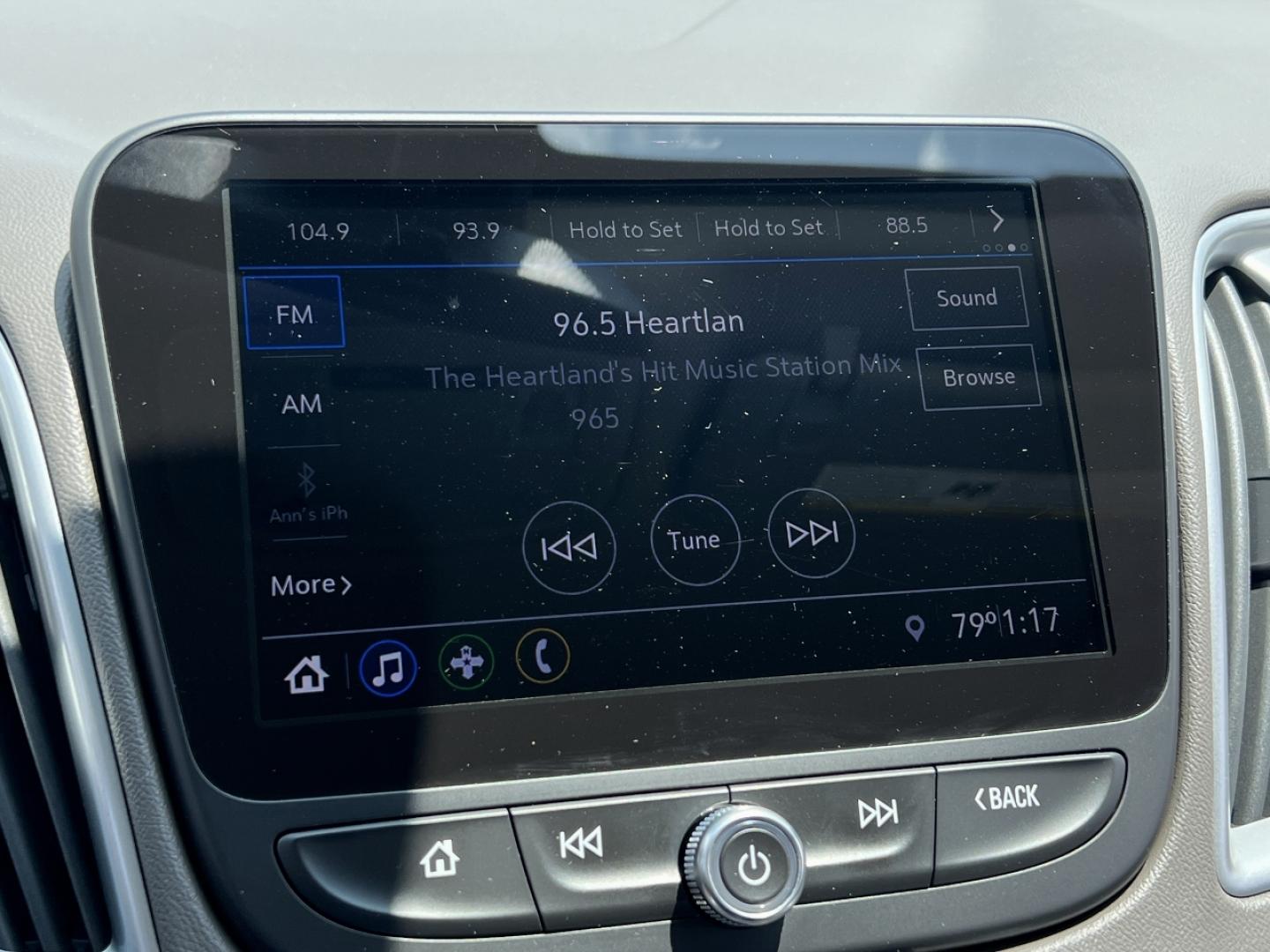 2020 WHITE /Gray Cloth Chevrolet Malibu LS (1G1ZC5ST8LF) with an 1.5L 4 Cyl. engine, Automatic transmission, located at 506 S. Kingshighway, Cape Girardeau, MO, 63703, (573) 235-5000, 37.294991, -89.553635 - 2020 Chevrolet Malibu LS 1-Owner 99xxx miles Front Wheel Drive 1.5L 4 Cyl. Automatic Backup Camera Bluetooth Cruise Power Windows/Locks/Mirrors We have financing available and we accept trades! Fill out a credit application on our website or come by today! If you have any questions, give - Photo#23