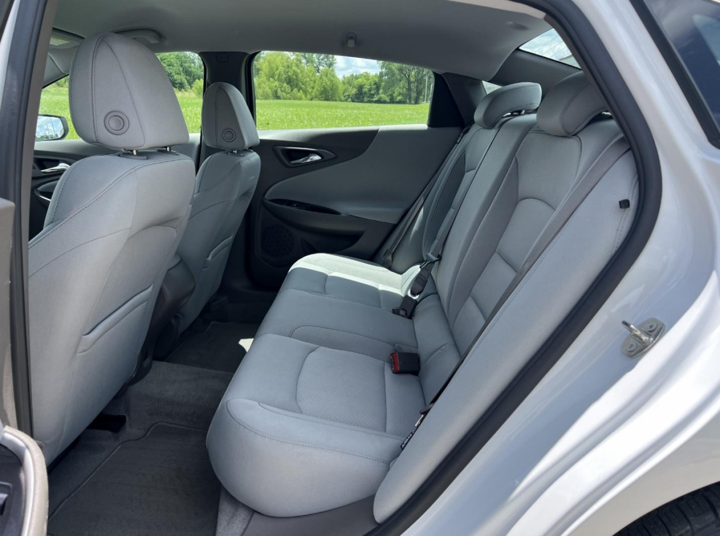 2020 WHITE /Gray Cloth Chevrolet Malibu LS (1G1ZC5ST8LF) with an 1.5L 4 Cyl. engine, Automatic transmission, located at 506 S. Kingshighway, Cape Girardeau, MO, 63703, (573) 235-5000, 37.294991, -89.553635 - 2020 Chevrolet Malibu LS 1-Owner 99xxx miles Front Wheel Drive 1.5L 4 Cyl. Automatic Backup Camera Bluetooth Cruise Power Windows/Locks/Mirrors We have financing available and we accept trades! Fill out a credit application on our website or come by today! If you have any questions, give - Photo#14